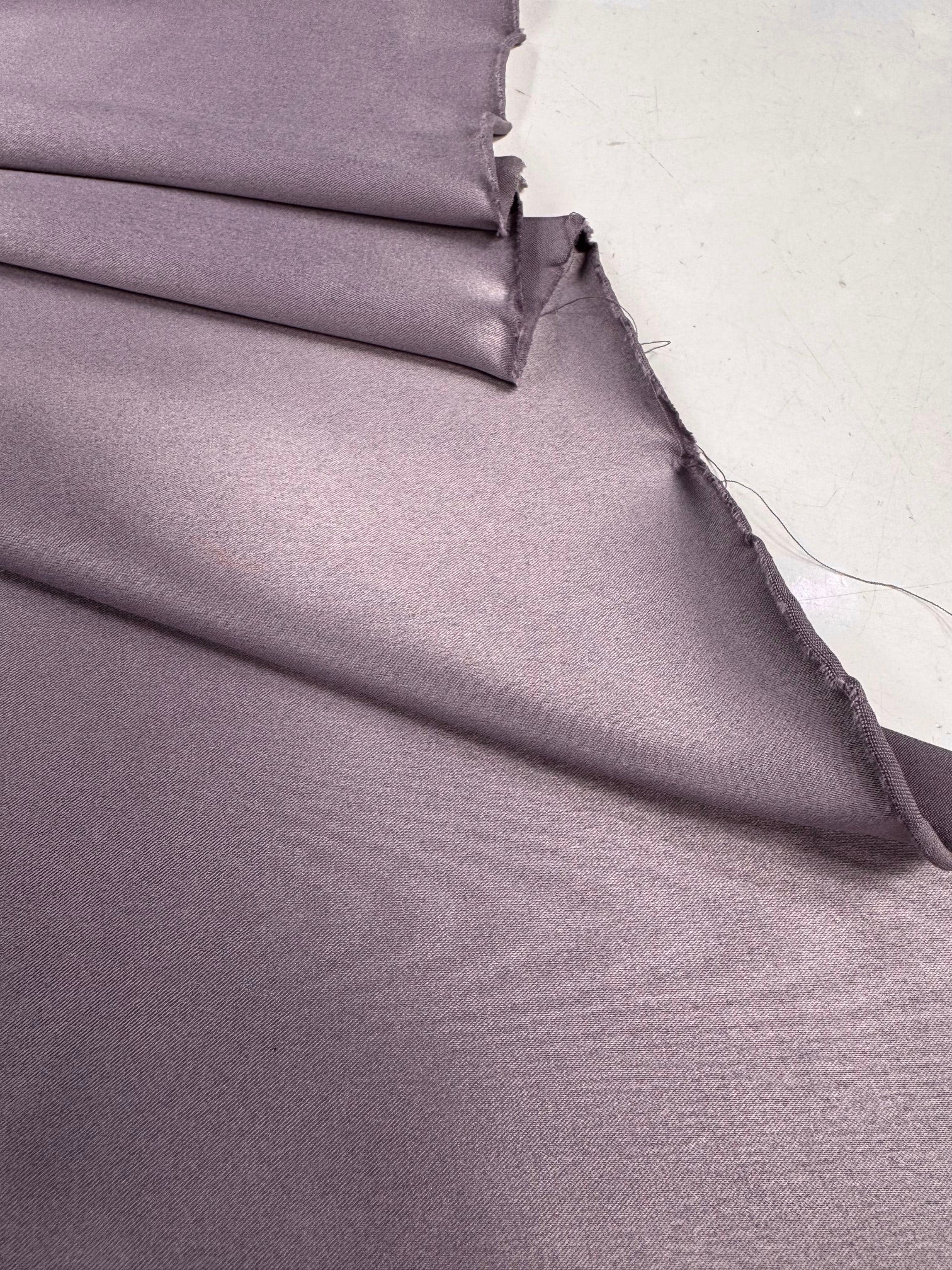 Tafta Elastica, Lila Prafuit