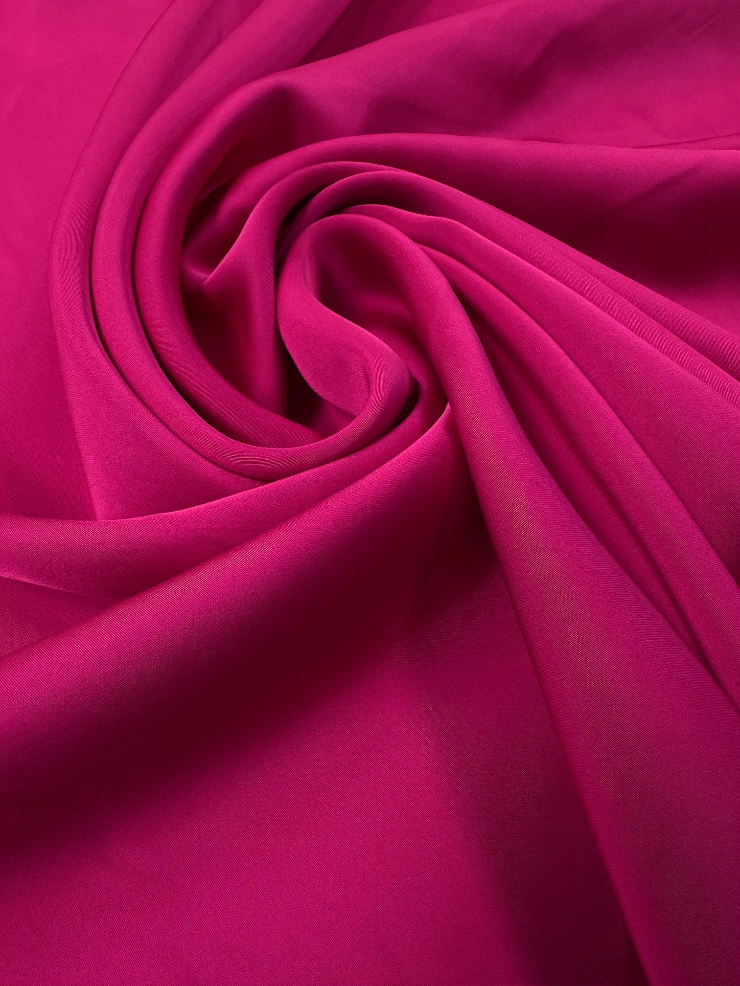 Matase Elastica Dublu Satinata. Fucsia
