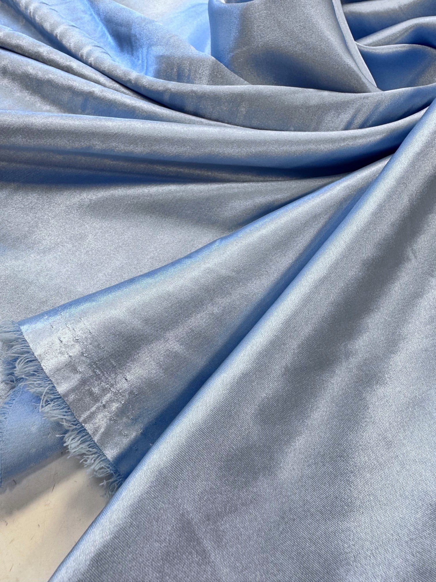 Saten Elastic, Bleu