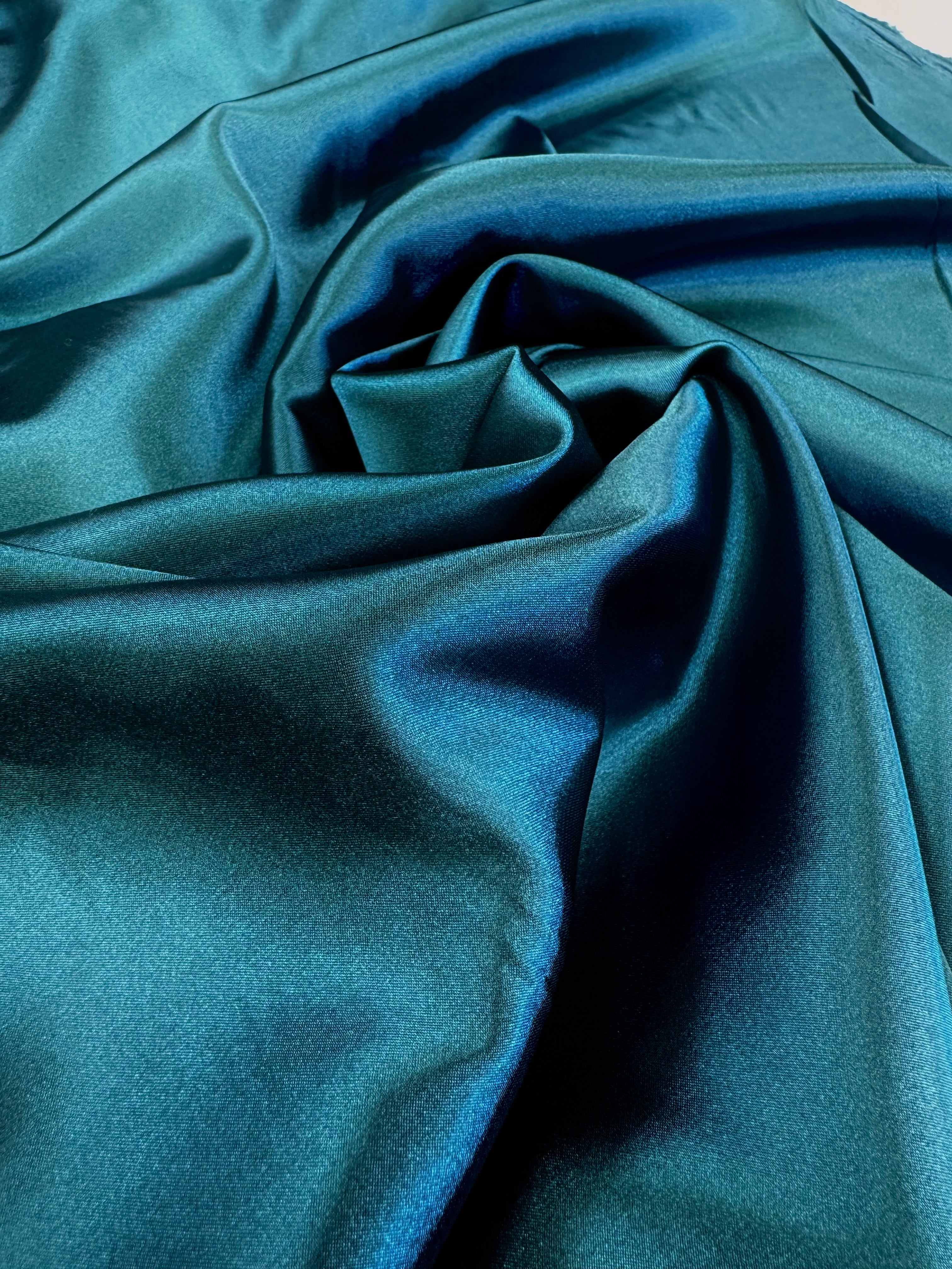 Saten Elastic, Turcoaz Inchis