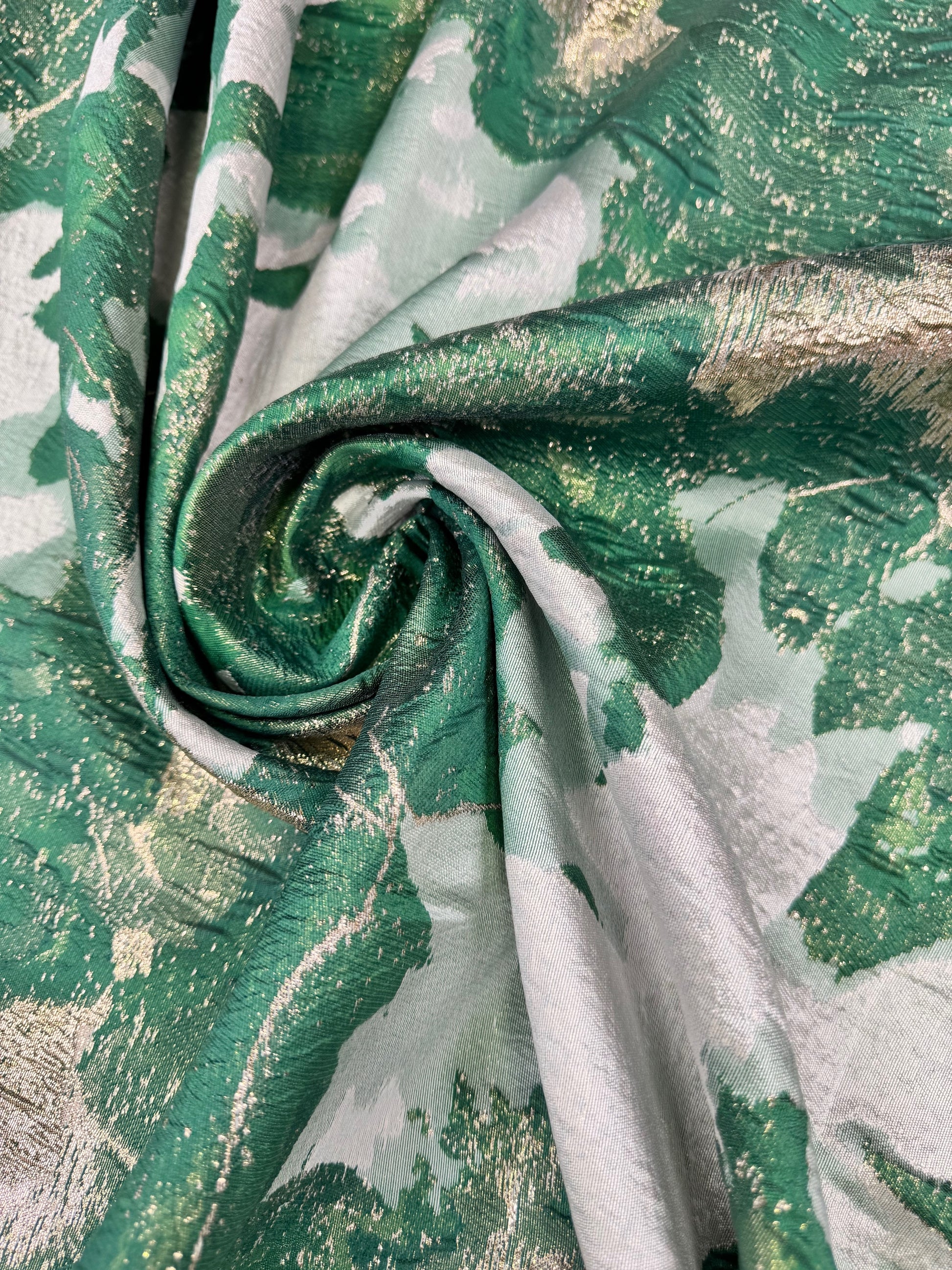 Brocard Cu Fir Lame, Verde