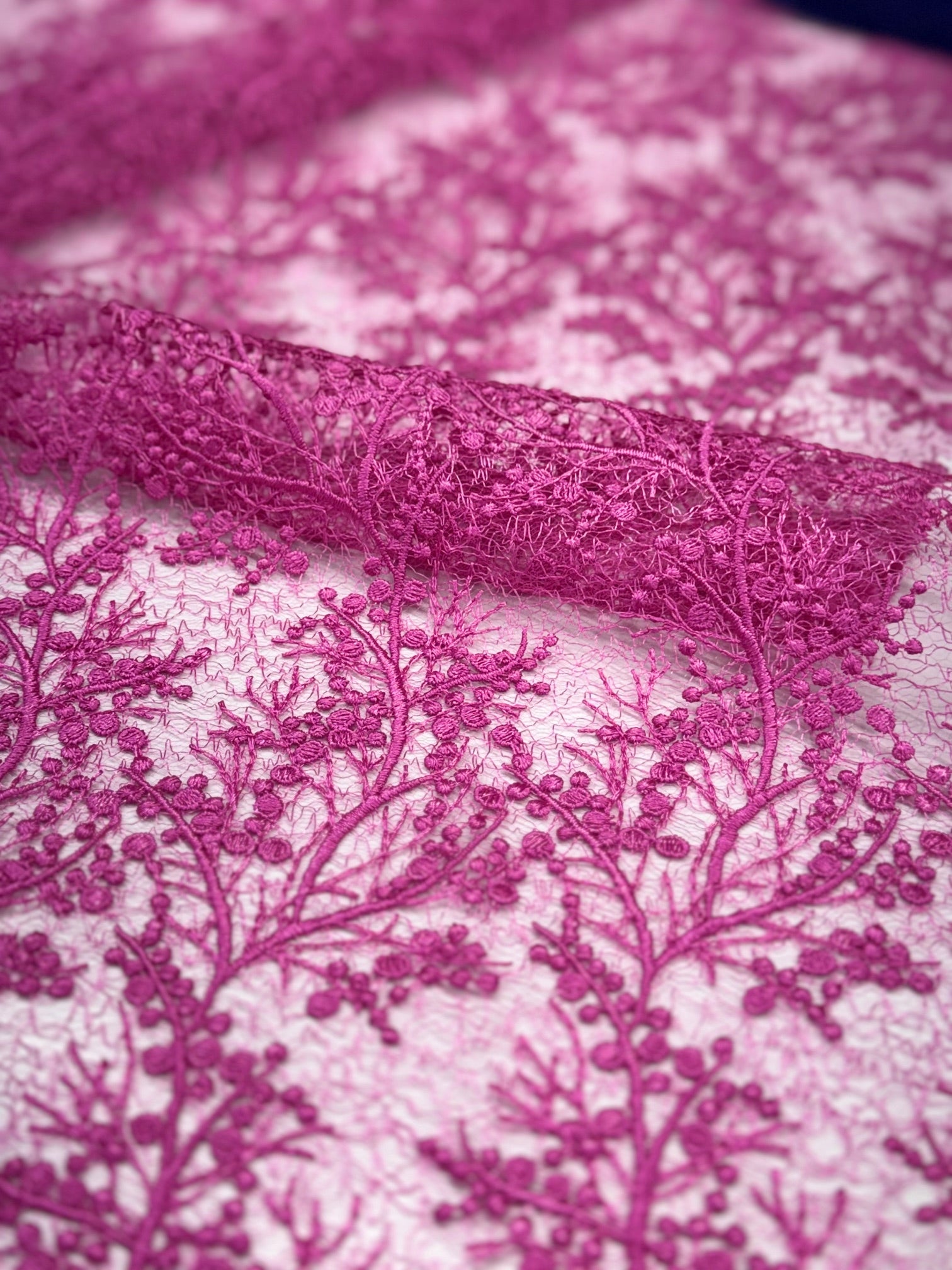 Broderie Crengute Roz