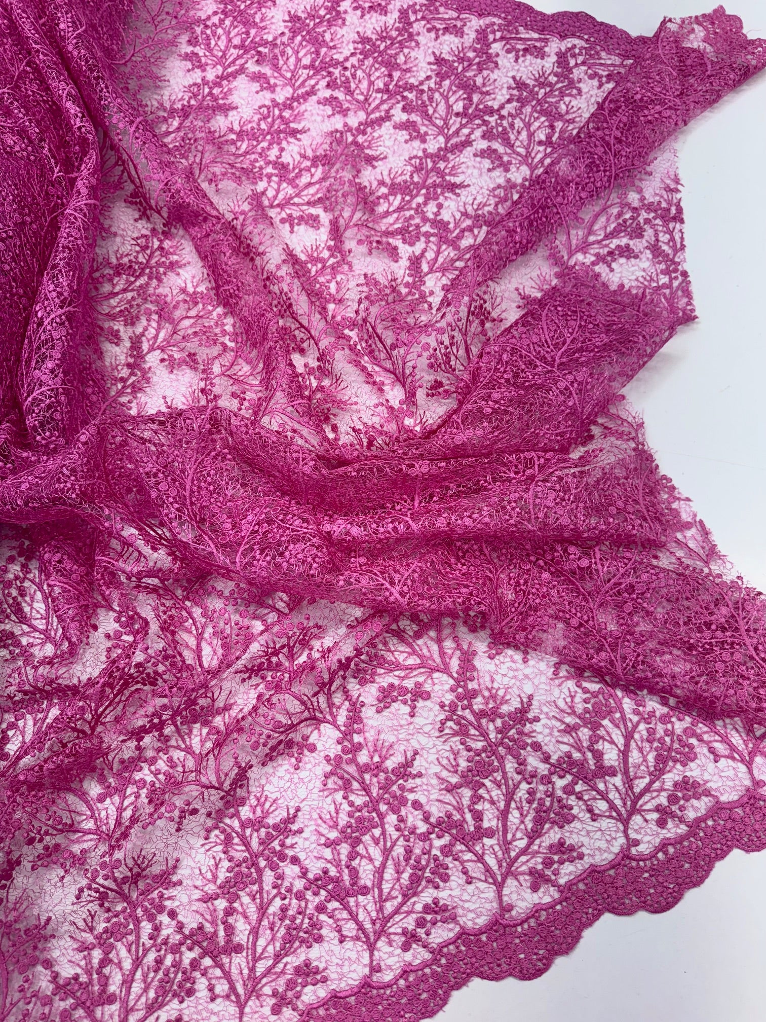 Broderie Crengute Roz