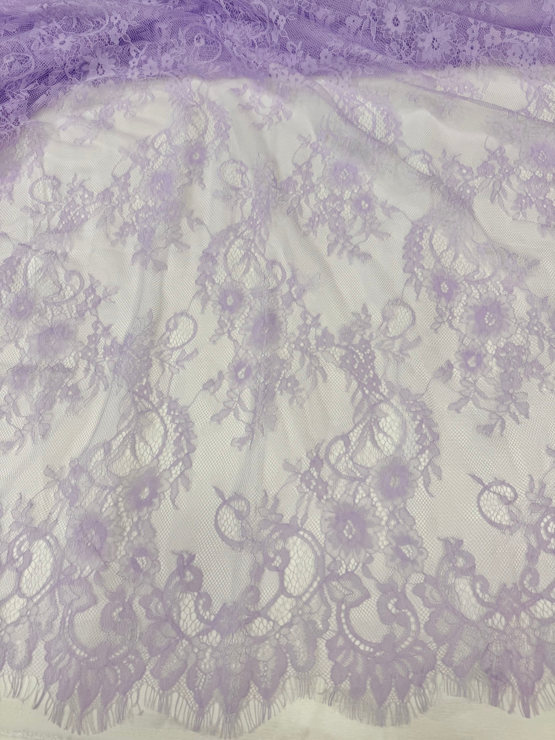 Dantela Tip Chantilly 300 x 150m, Lila