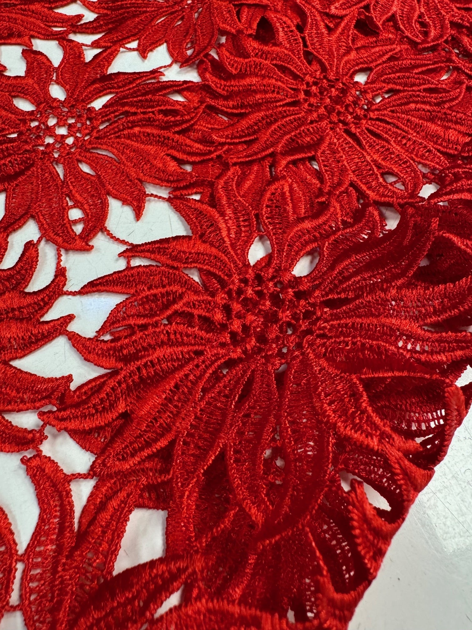 Broderie Sparta Rosu