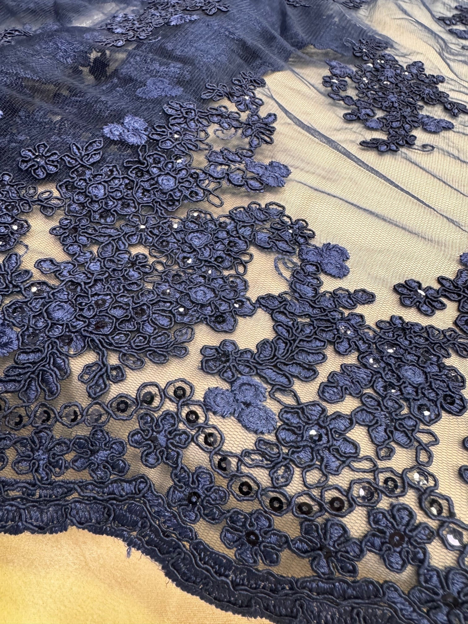 Broderie Cu Paiete Fine, Bleumarin