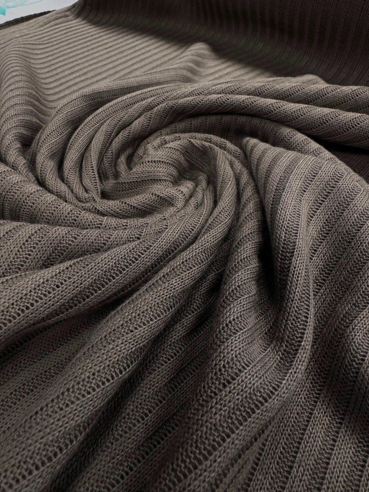 Tricot Grej
