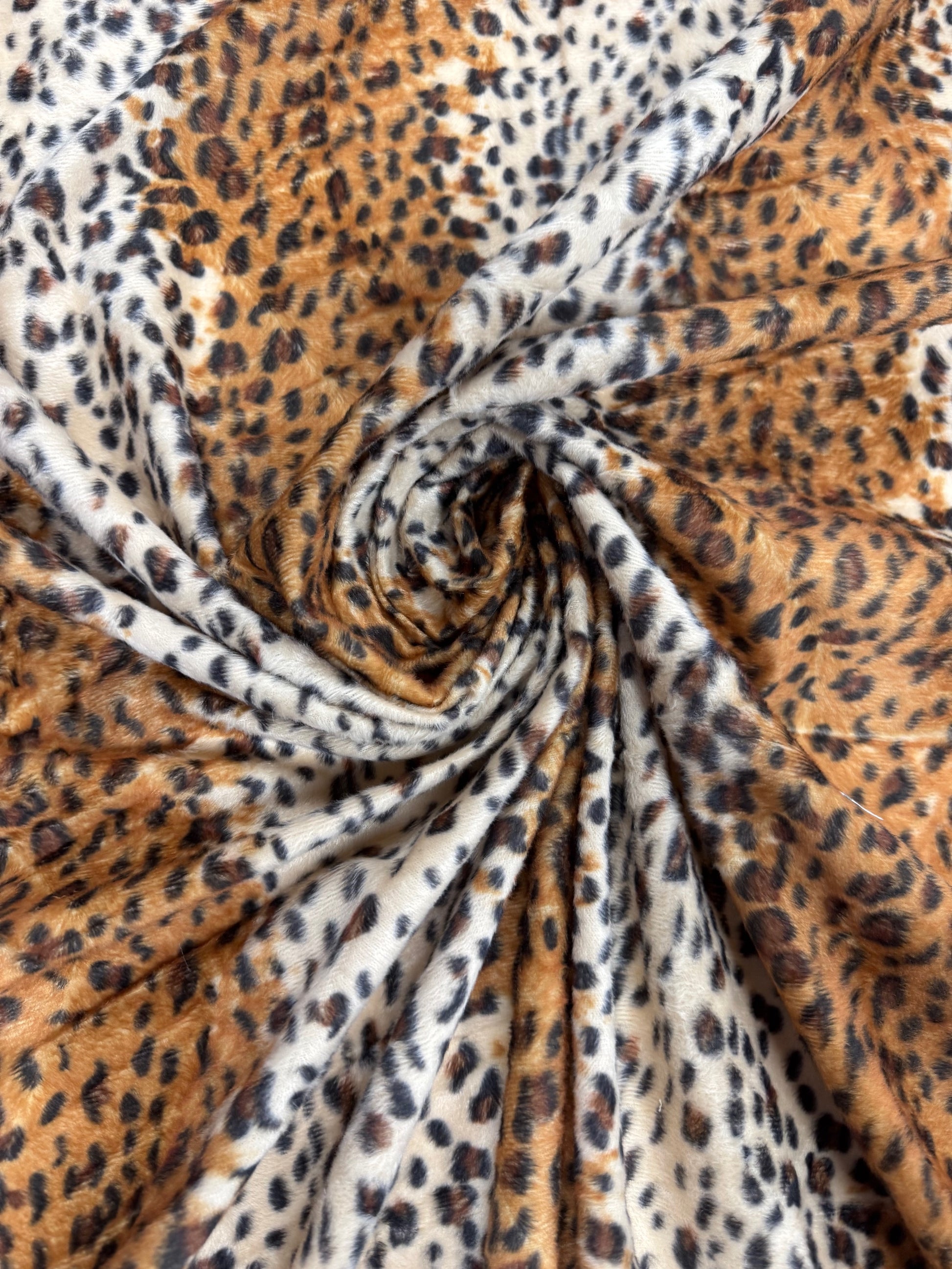 Tesatura Tip Blanita Animal Print