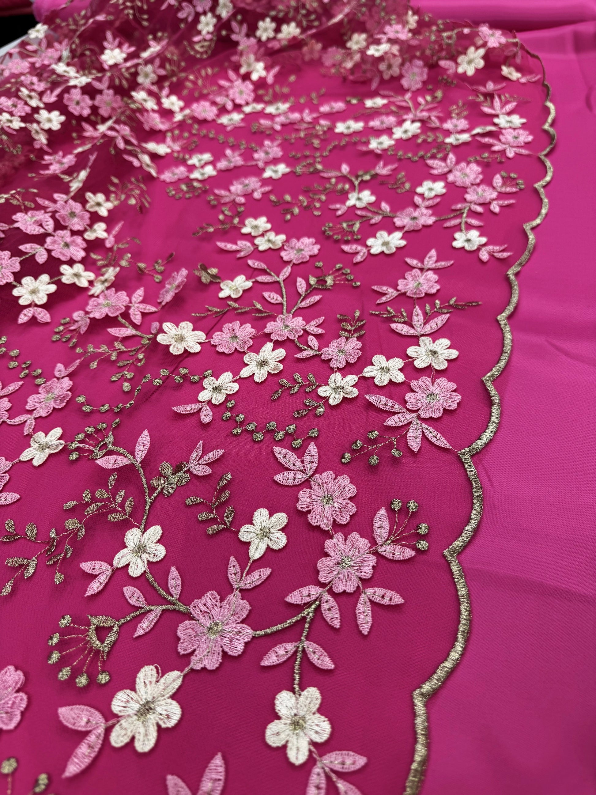 Broderie Pe Tull, Latime 125cm