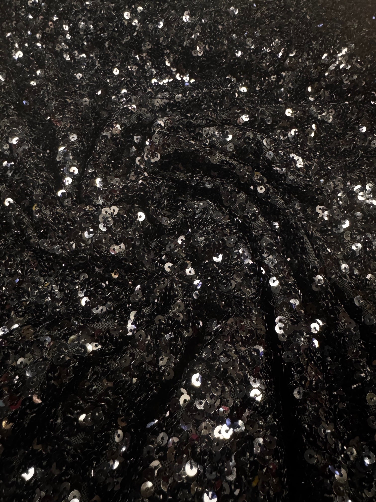 Paiete Negre Pe Tull Elastic Negru