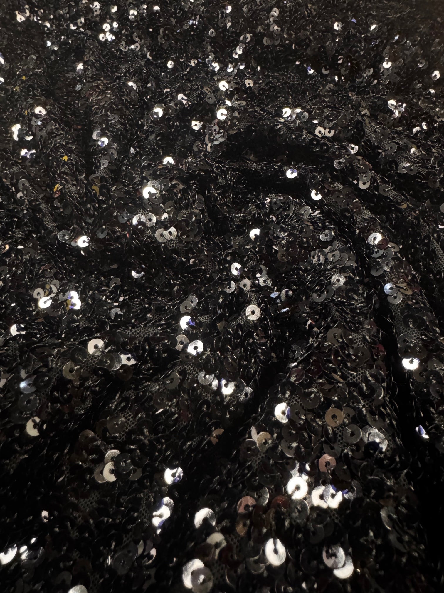 Paiete Negre Pe Tull Elastic Negru