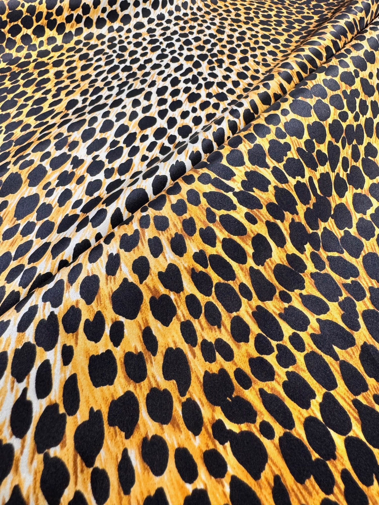 Saten De Matase Naturala Animal Print