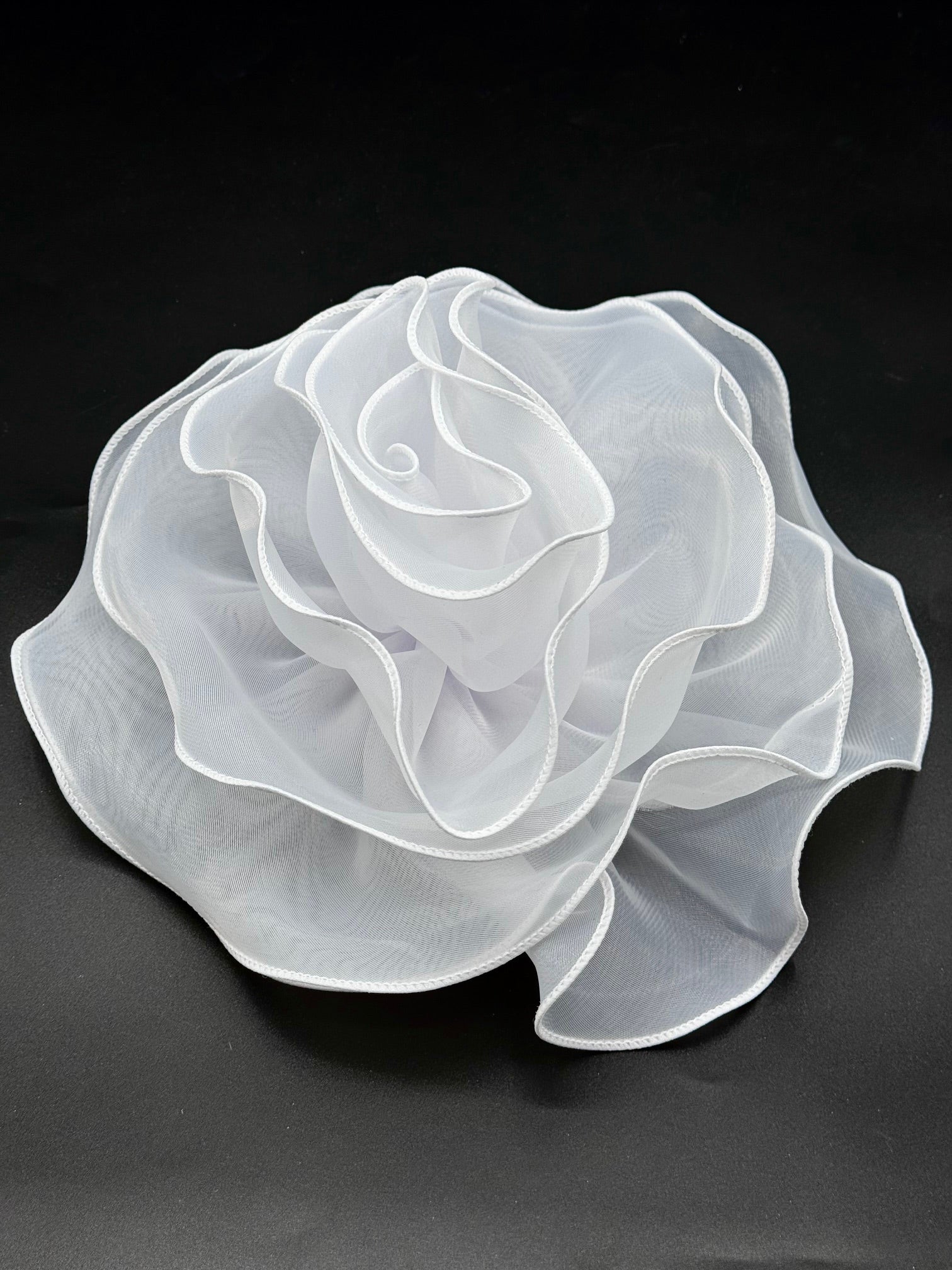 Floare Din Organza 25cm, Alb