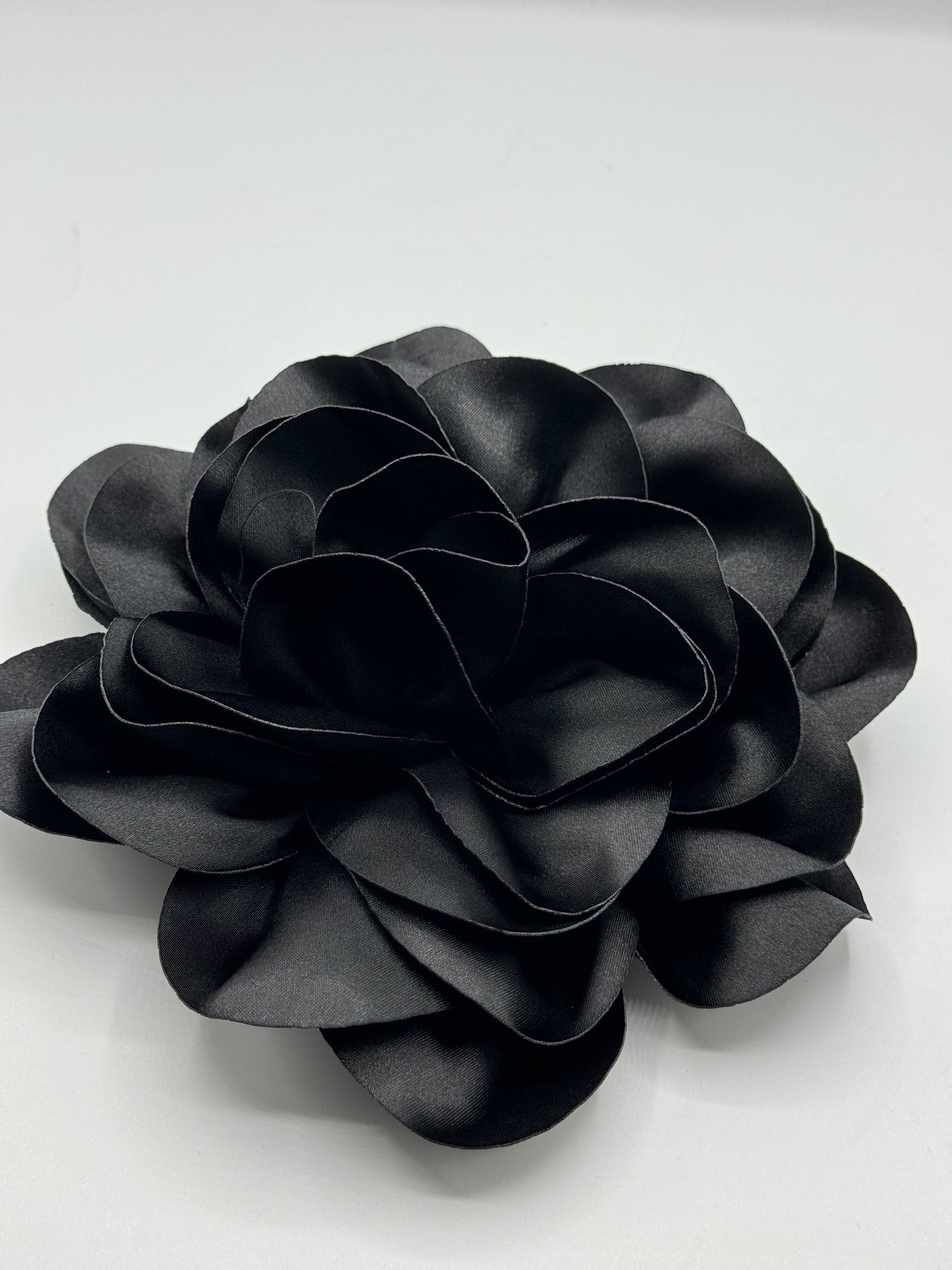 Flori Din Saten 20cm, Negru