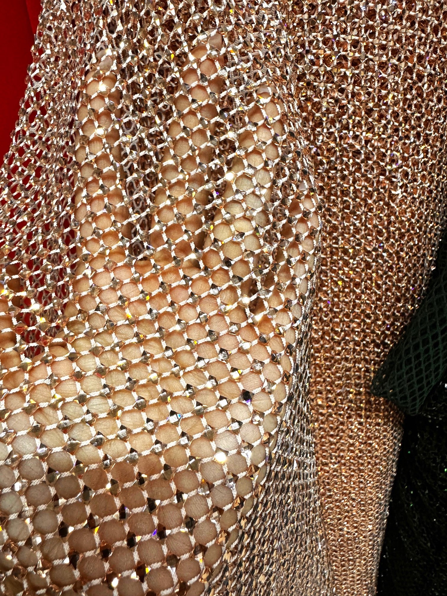 Plasa Elastica Cu Pietre De Sticla