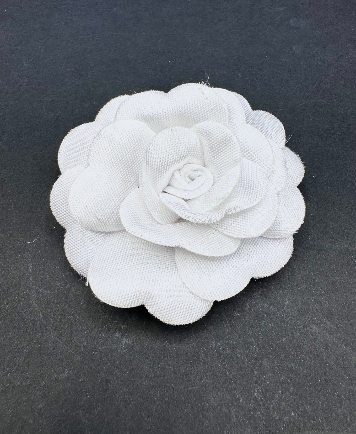 Floare Din Saten 8cm, Alb