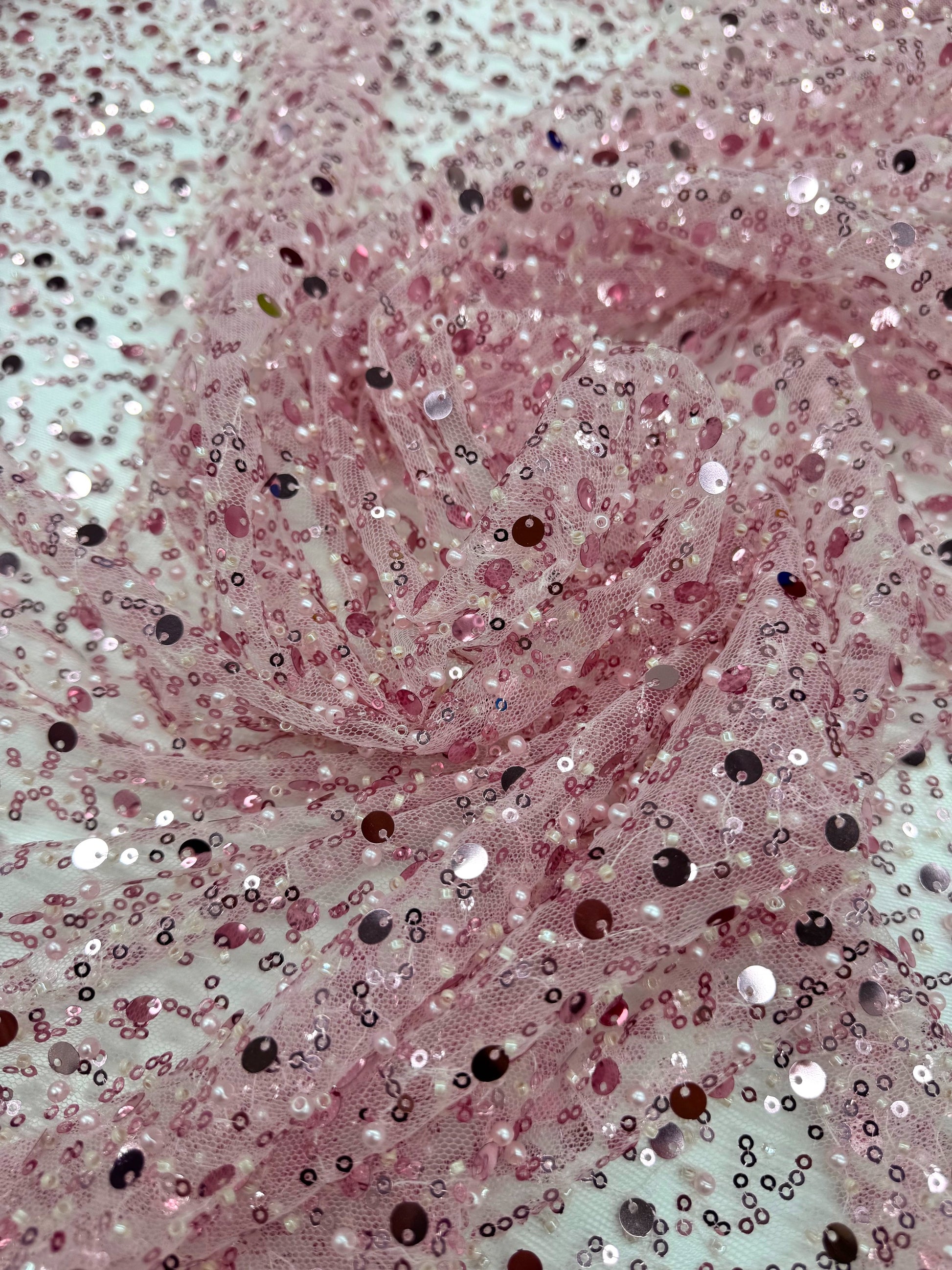 Tull Cu Paiete Si Perle