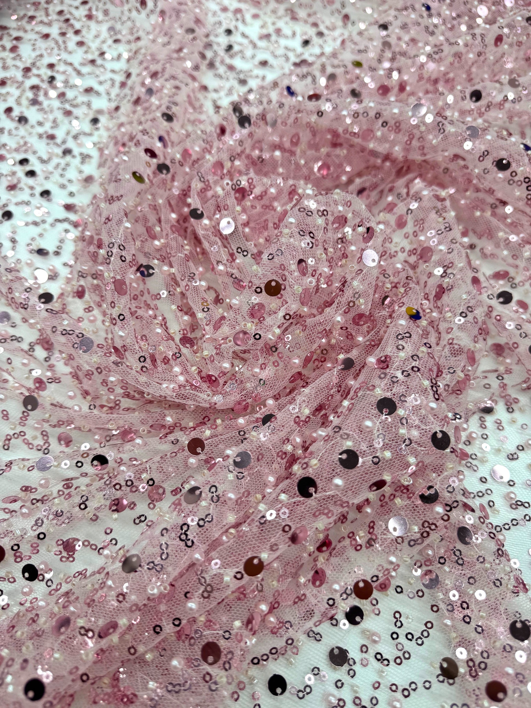 Tull Cu Paiete Si Perle