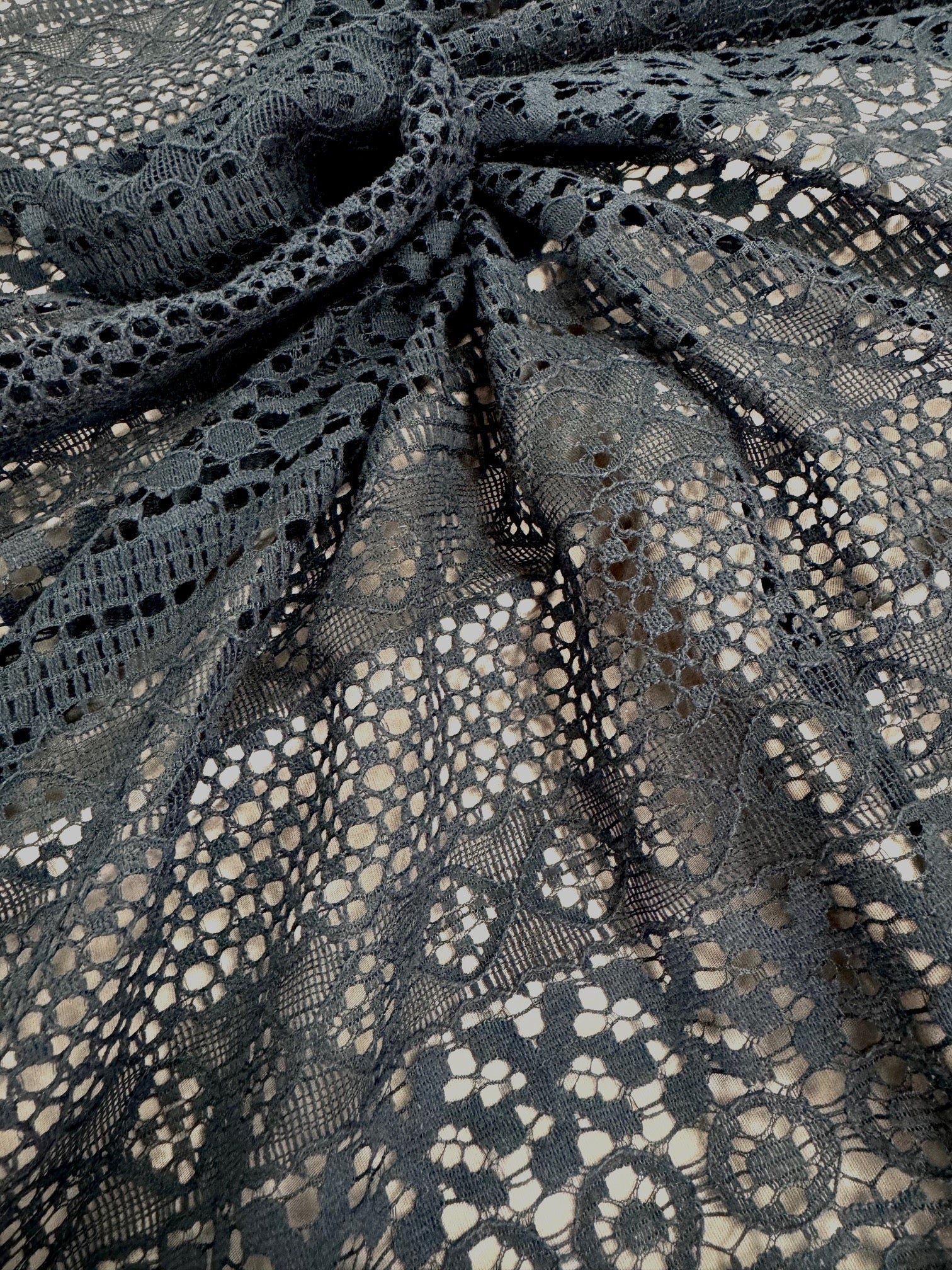 Dantela Neagra