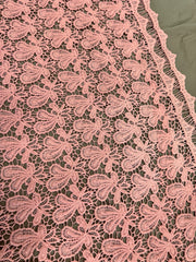 Broderie Sparta, Somon