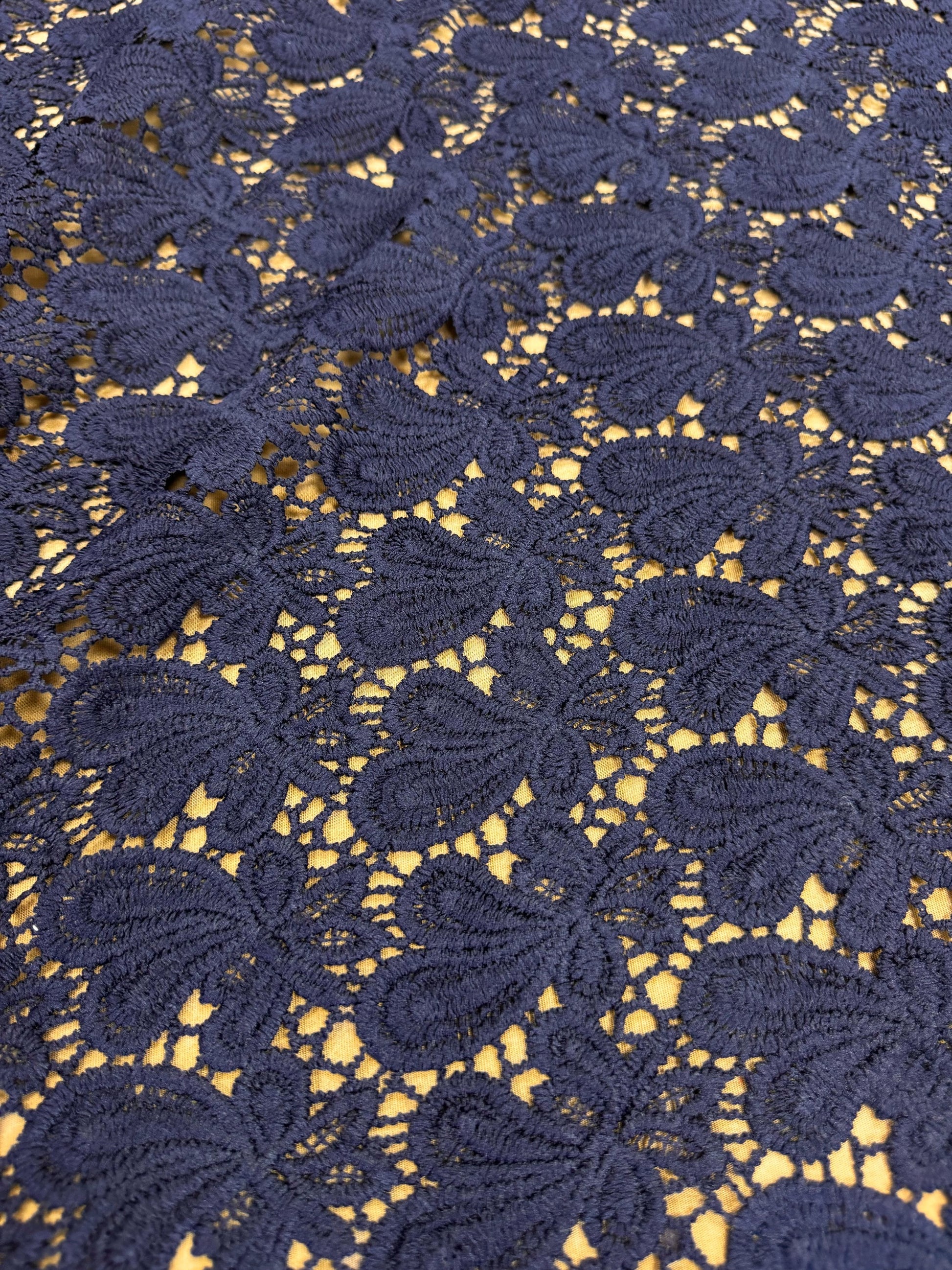Broderie Sparta, Bleumarin