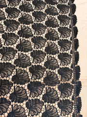 Broderie Sparta, Negru