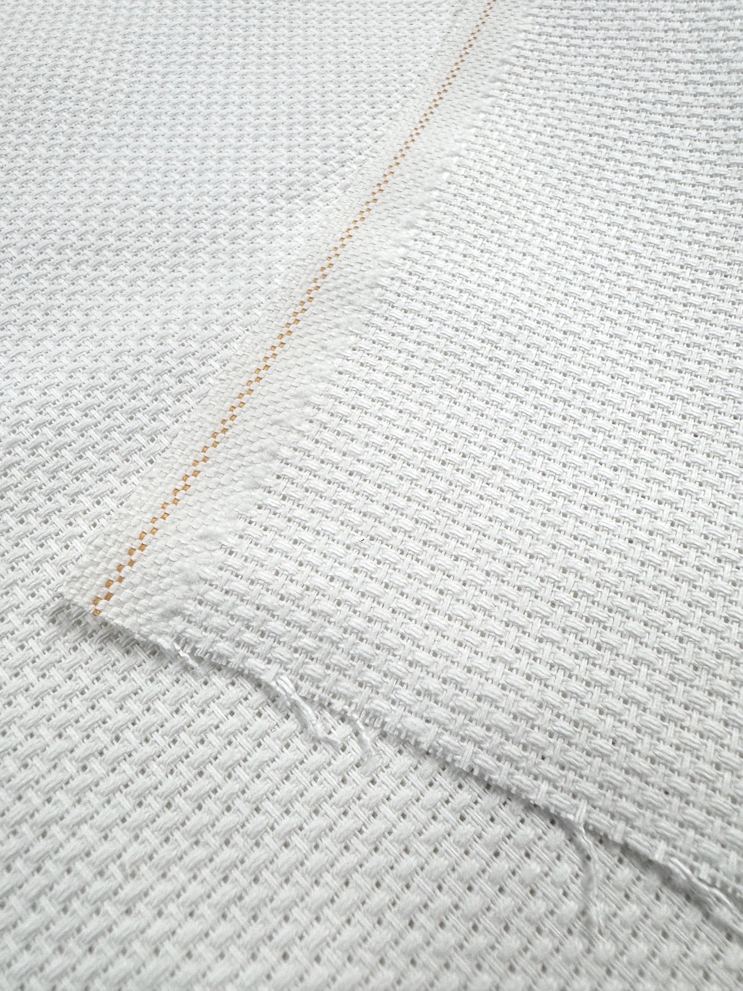 Etamina De Bumbac. Latime, 140mx50cm, Alb (42/ochiuri la 10cm), 206 gr/mp