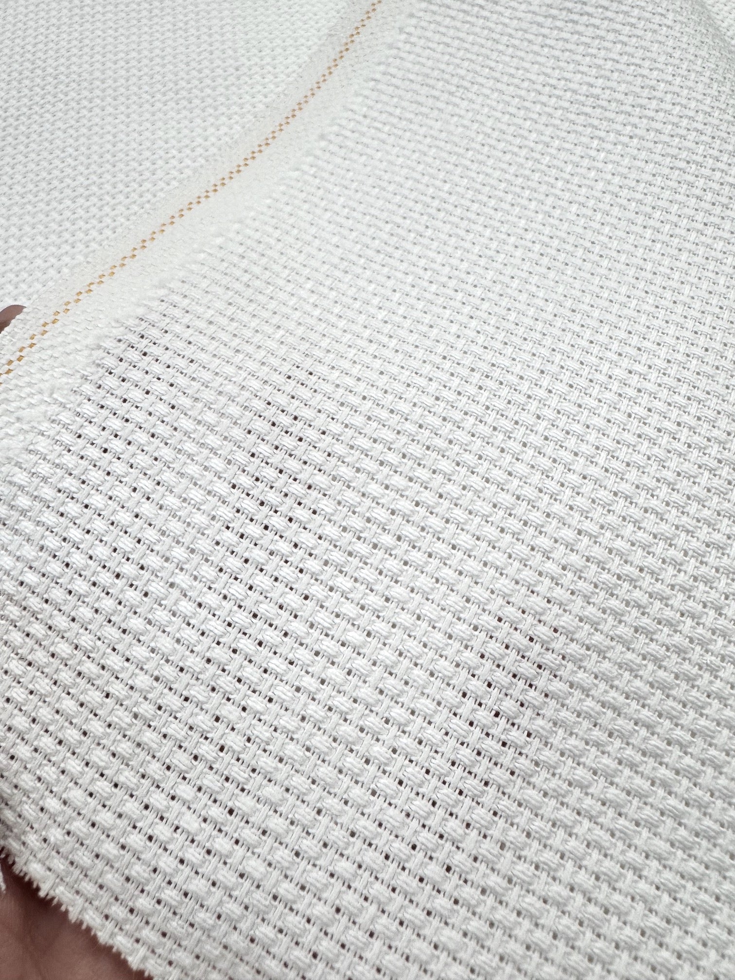 Etamina De Bumbac. Latime, 140mx50cm, Alb (42/ochiuri la 10cm), 206 gr/mp
