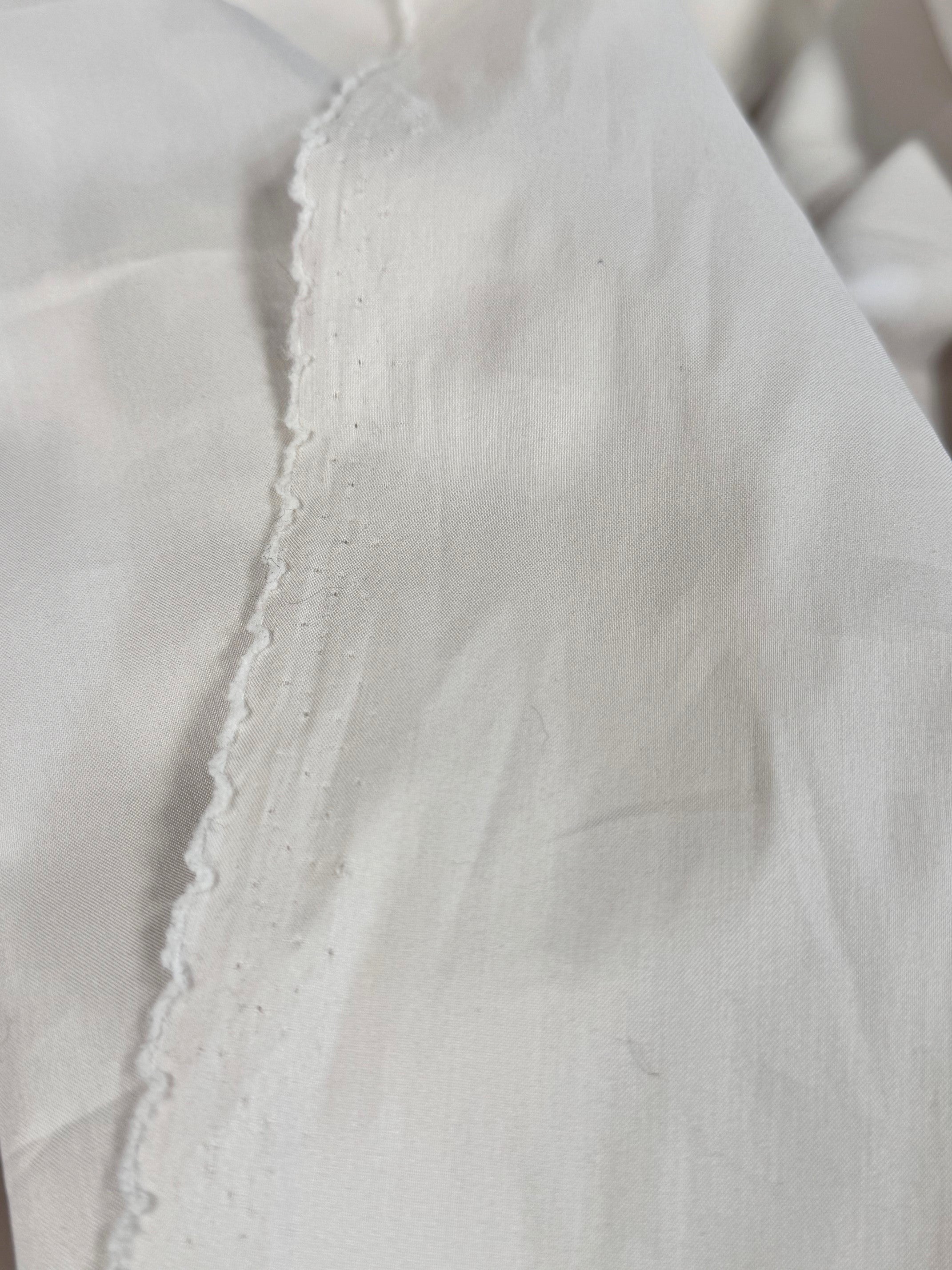 Poplin Satinat Cu Elastan Alb Gri