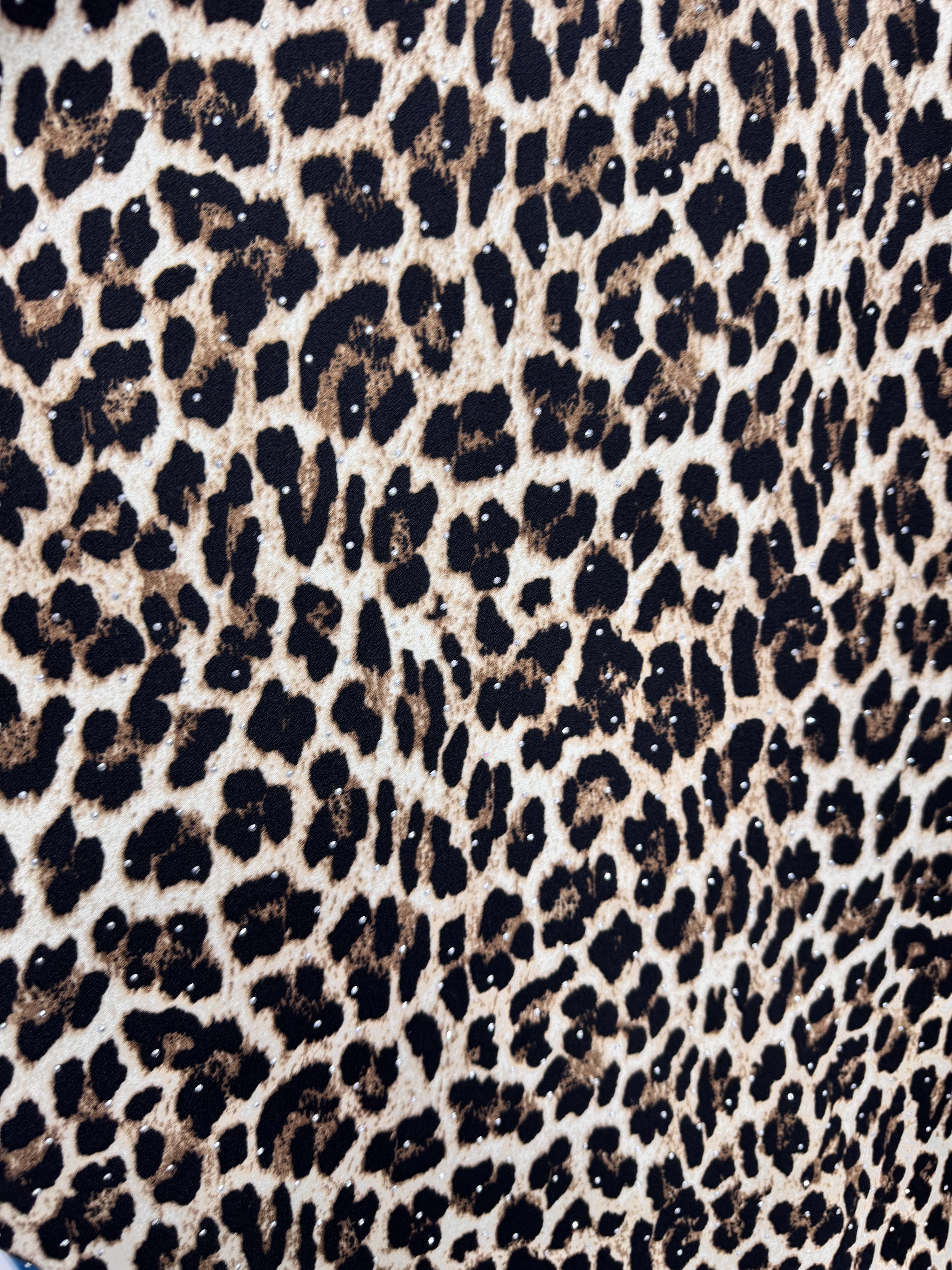 Crep Animal Print Cu Stras