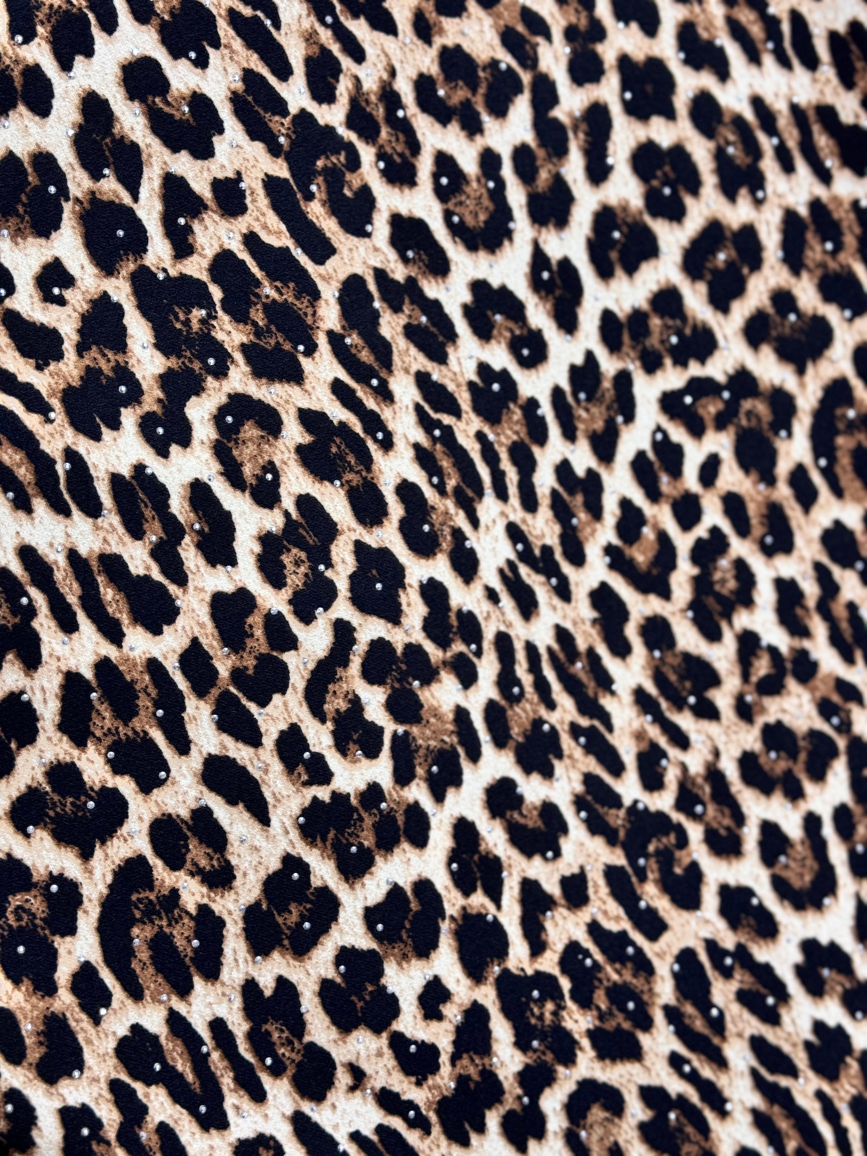 Crep Animal Print Cu Stras