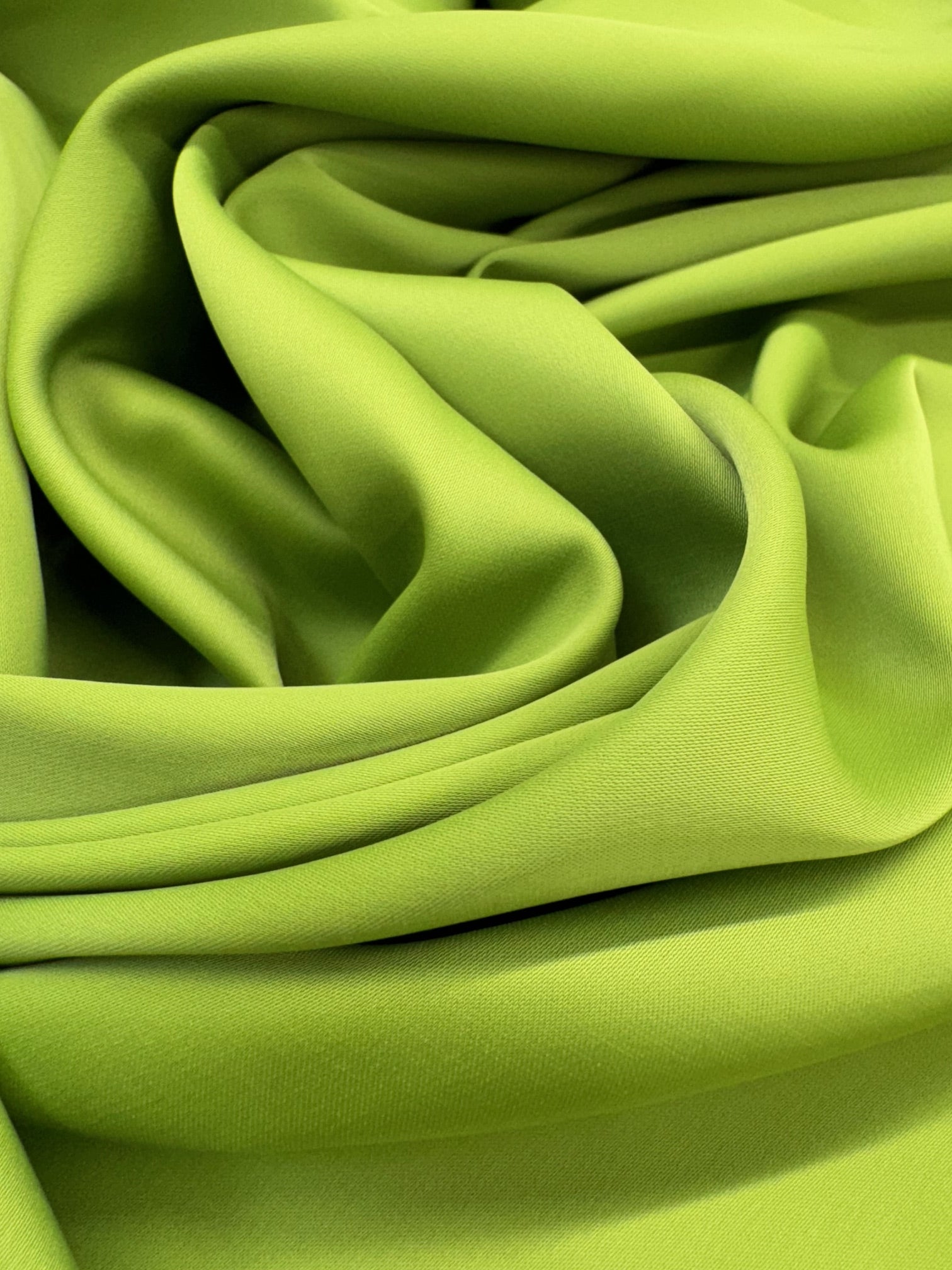 Matase Elastica Dublu Satinata. Verde Lime