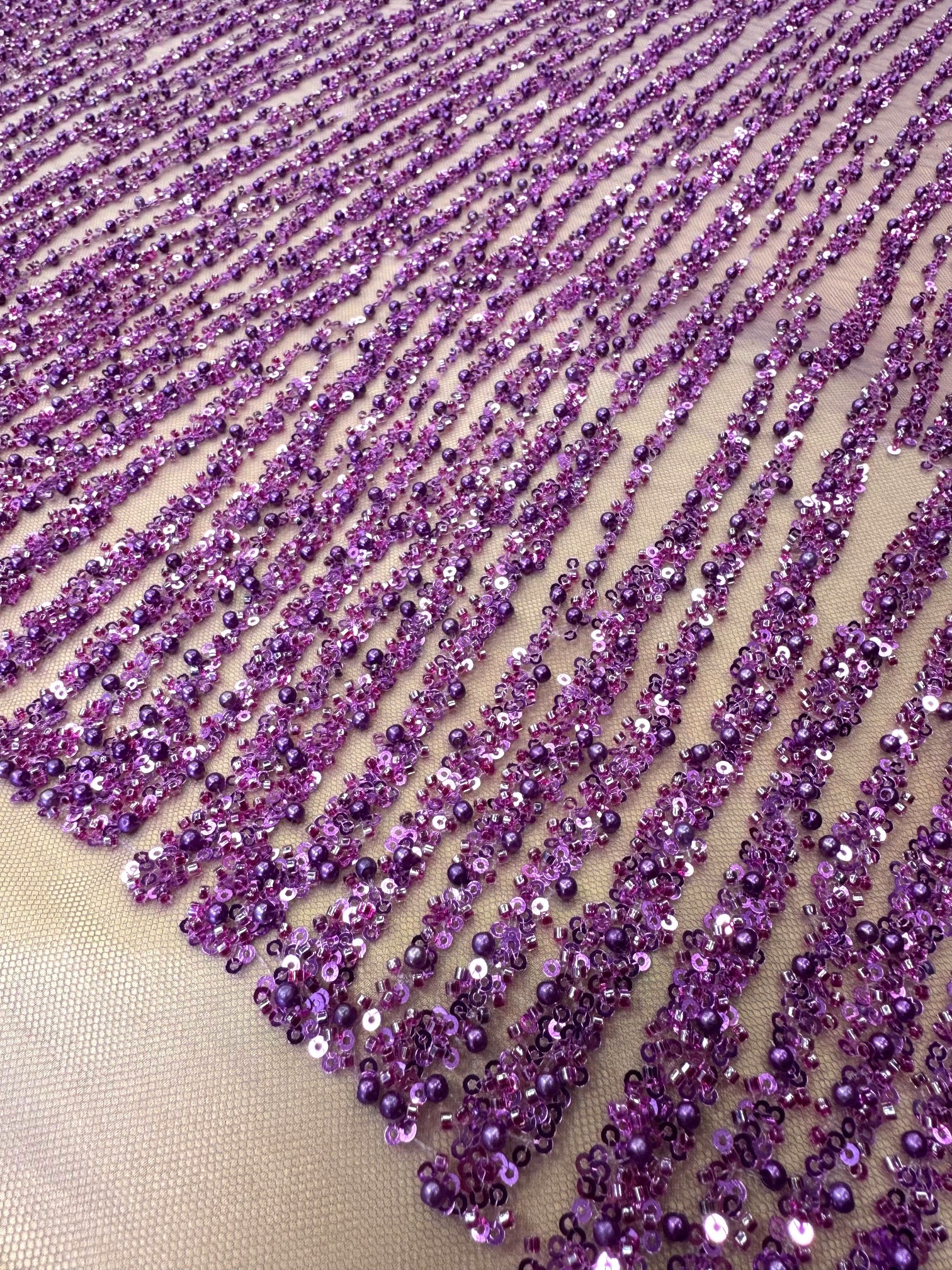Broderie Pe Tull Cu Margele, Mov Lila
