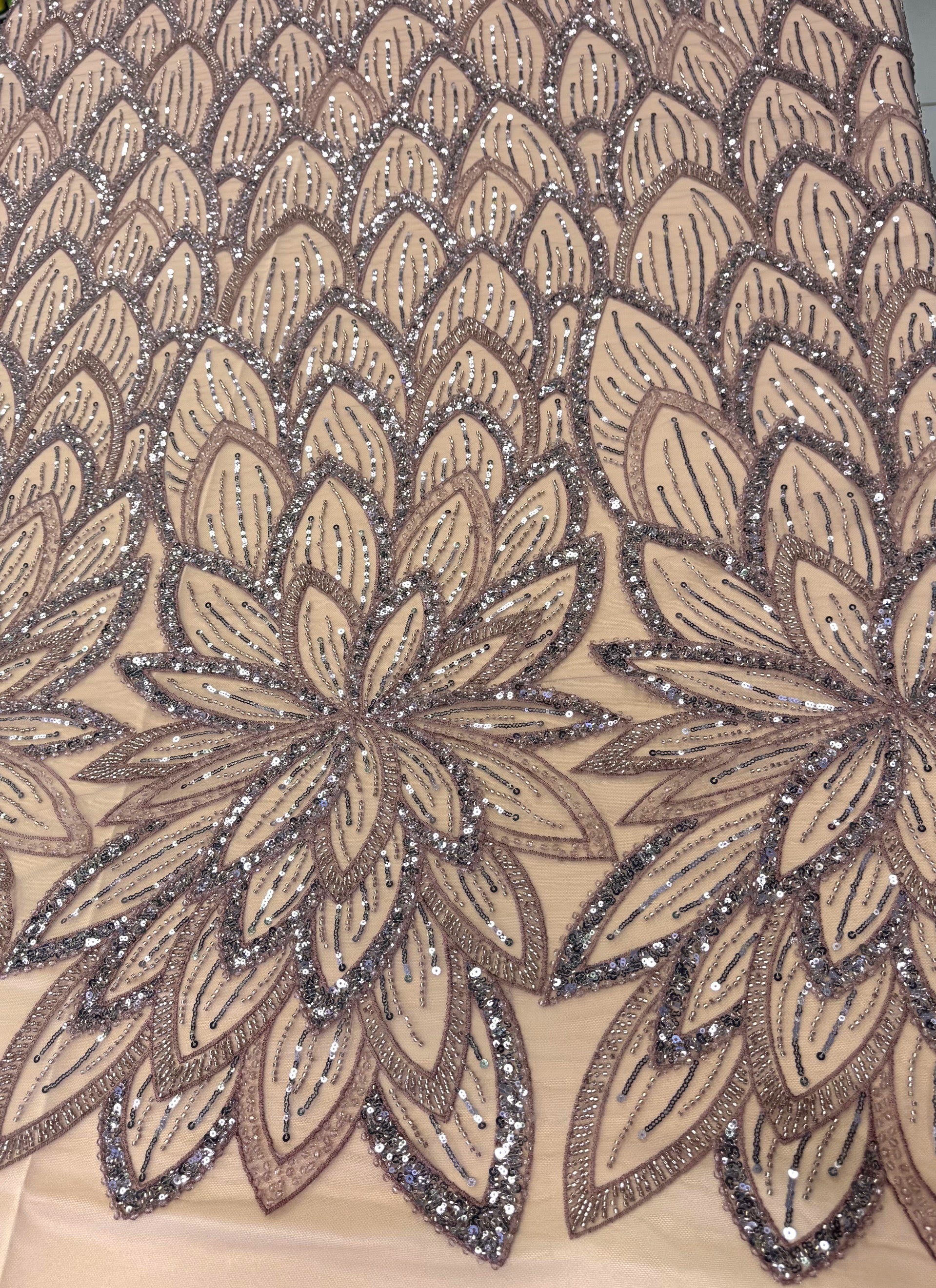 Broderie Pe Tull Cu Margele, Roz Prafuit