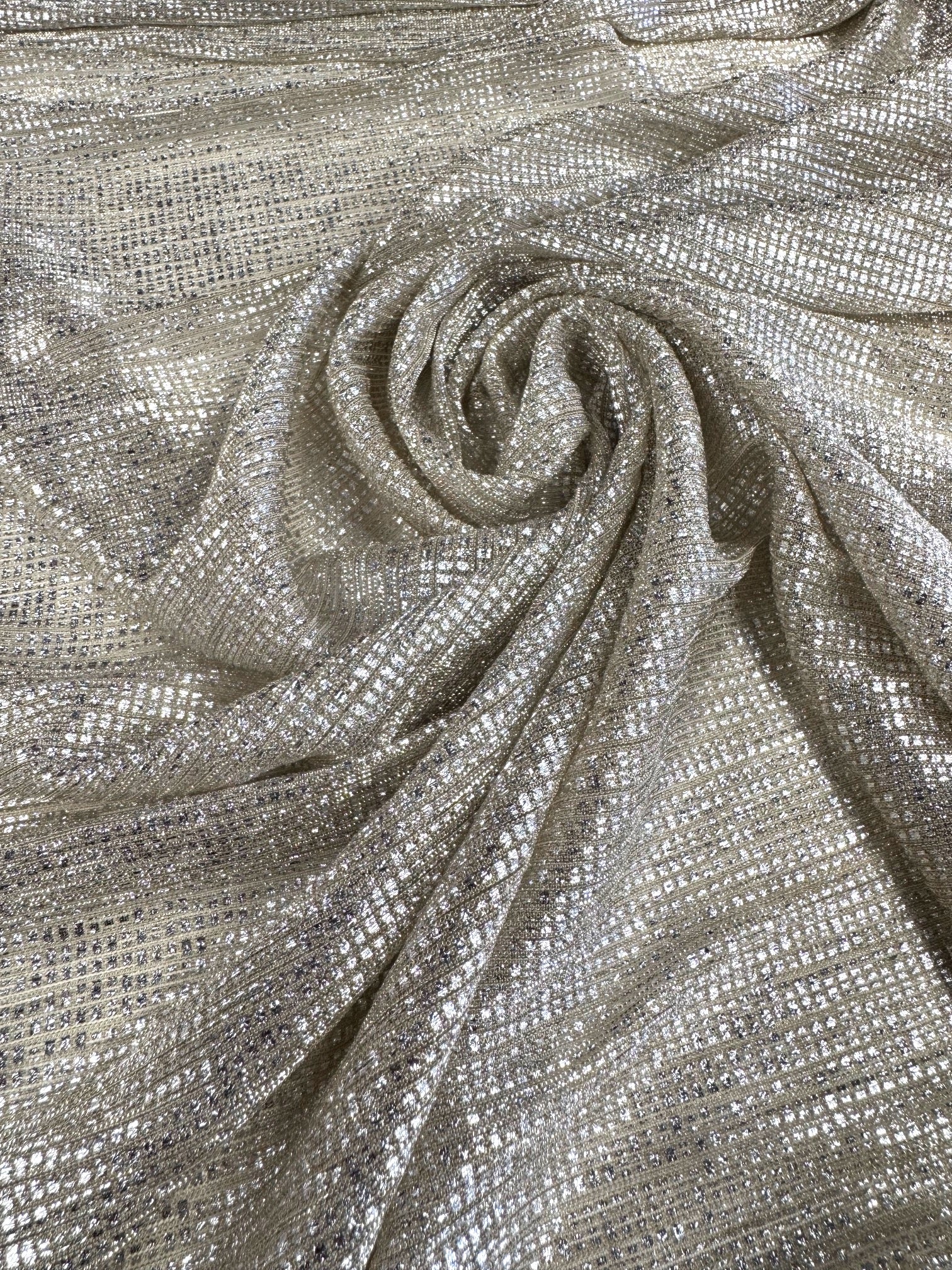 Lurex Usor Transparent Bej Cu Pelicula Argintie