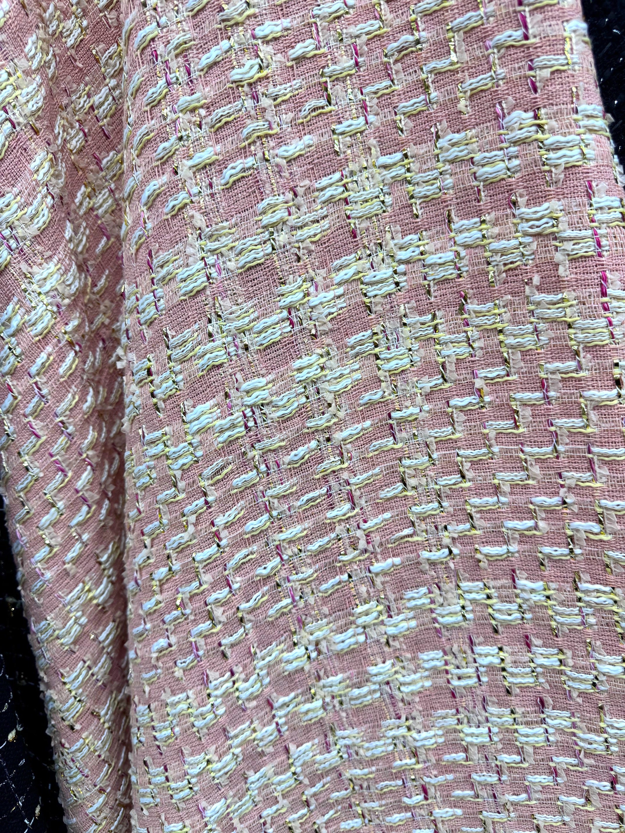 Stofa Tweed Cu Fir Lurex Auriu