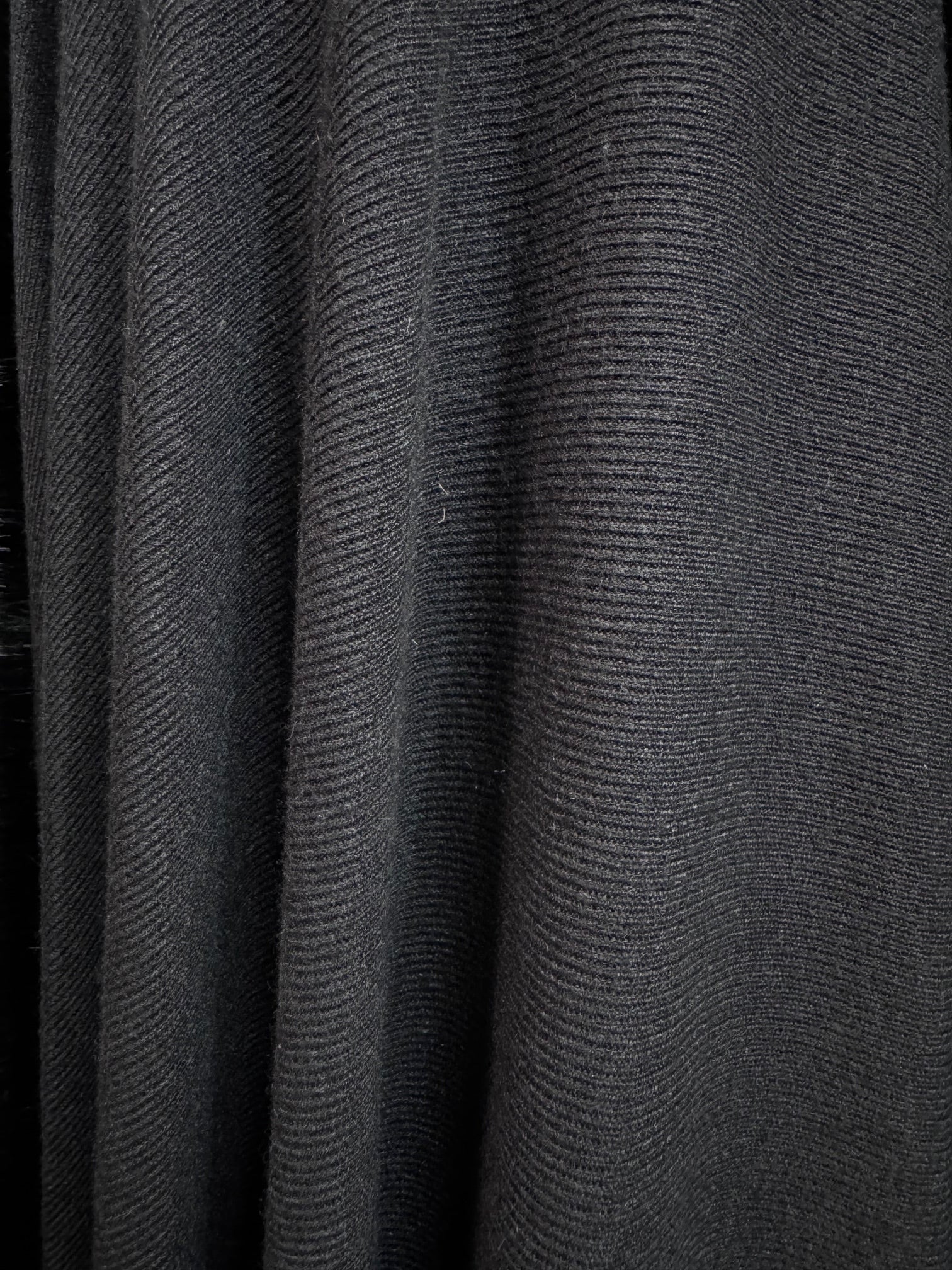 Tricot Negru