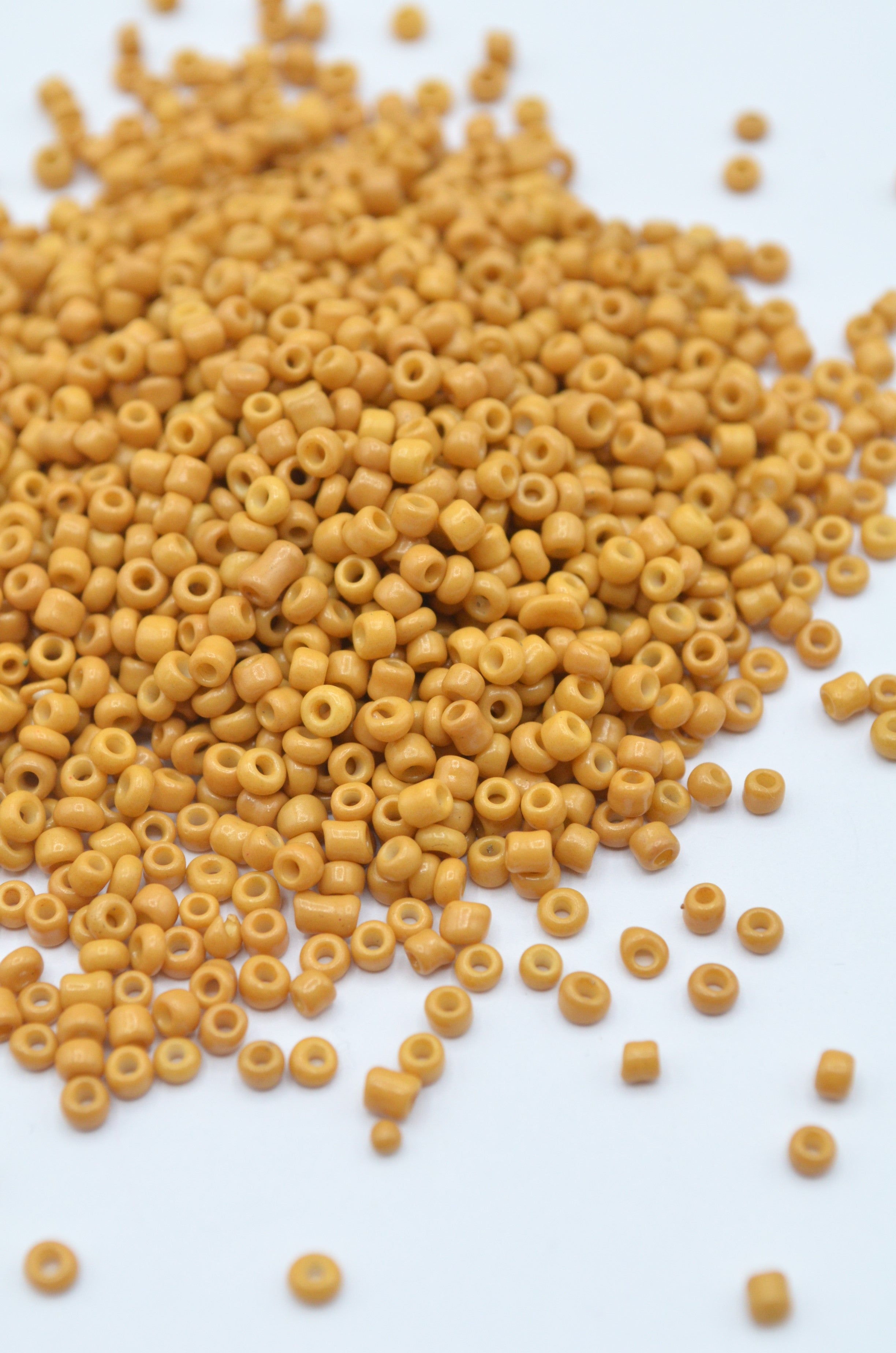 Margele 2mm, 35gr, Bej