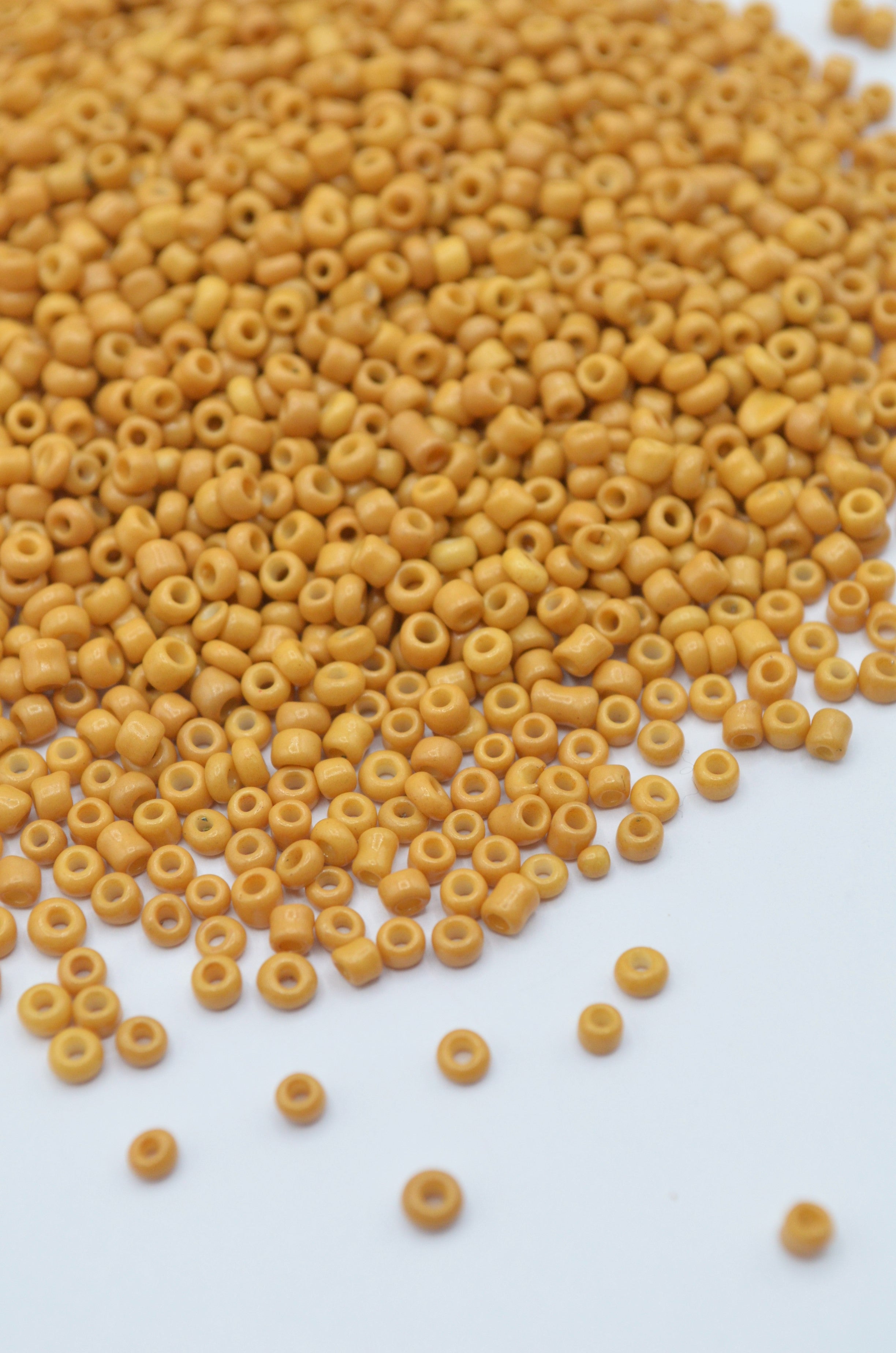 Margele 2mm, 35gr, Bej