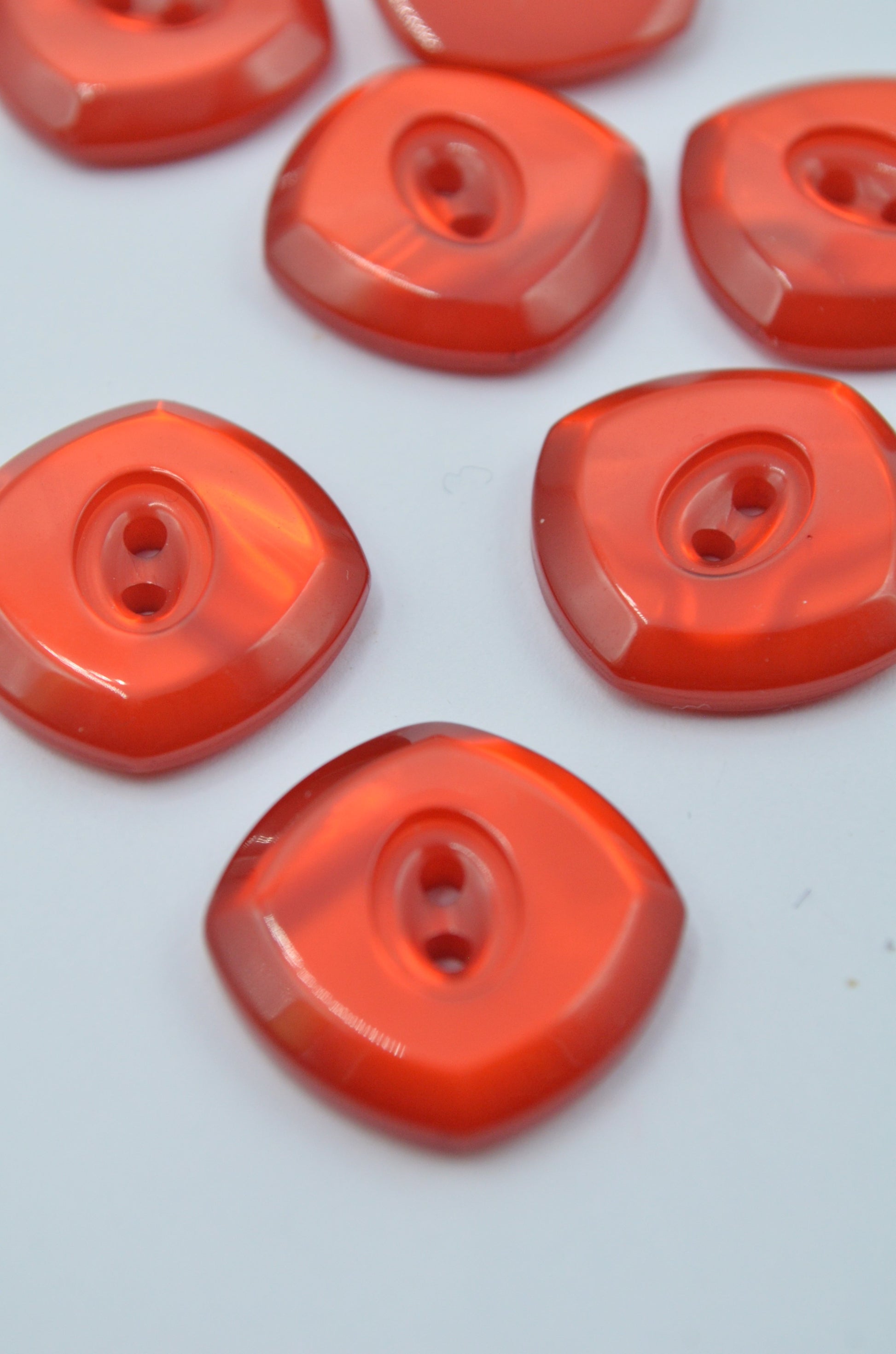 Nasturi De Plastic 20mm