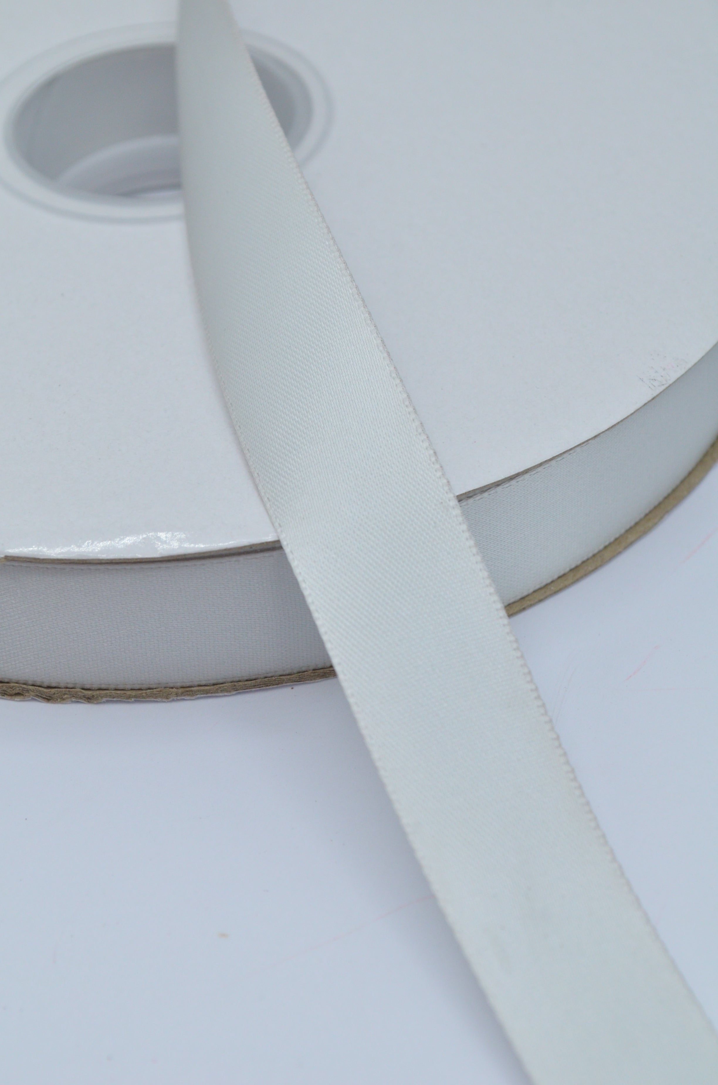Panglica Dublu Satinata 20mm, Gri Deschis