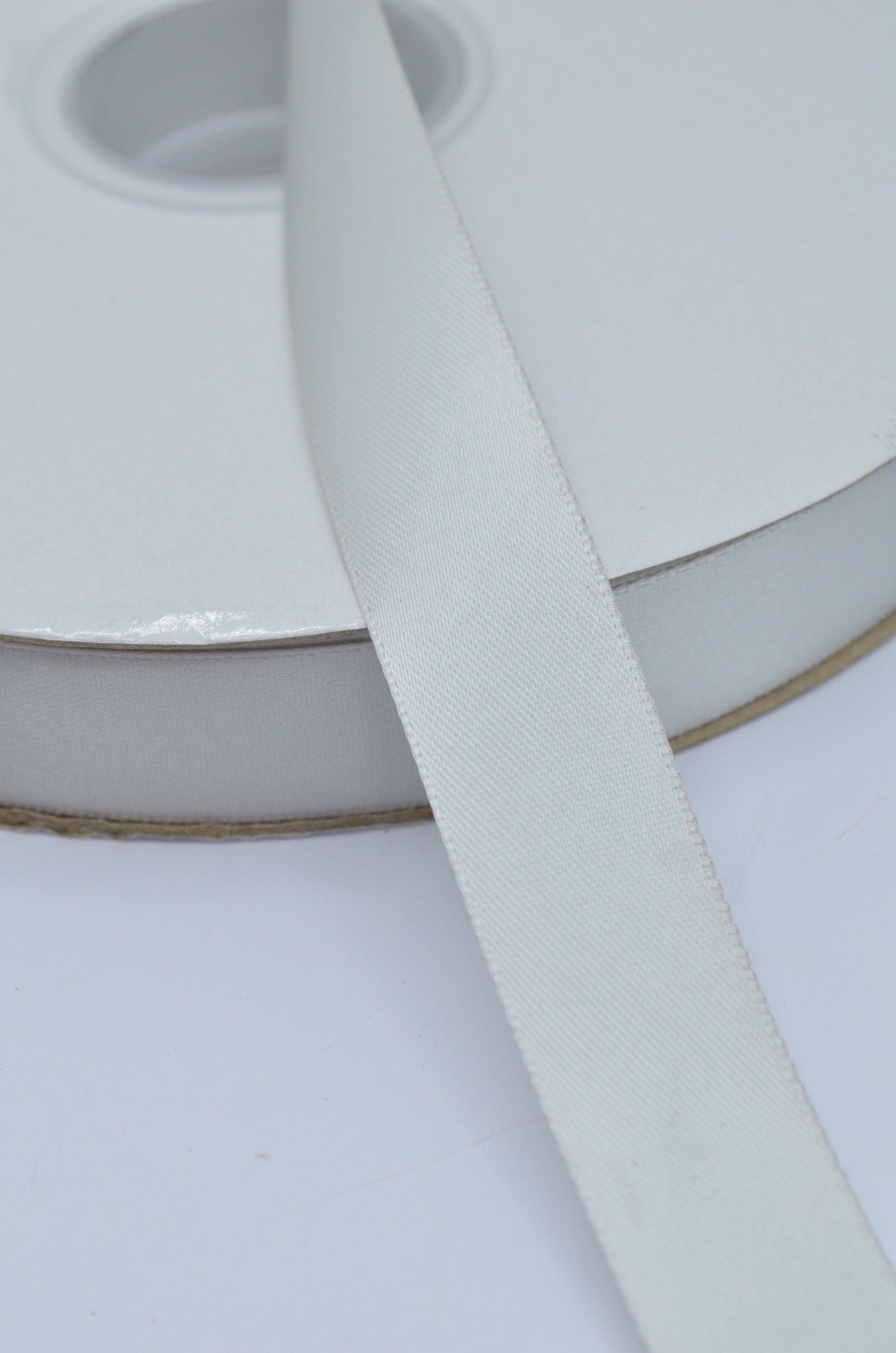 Panglica Dublu Satinata 20mm, Gri Deschis
