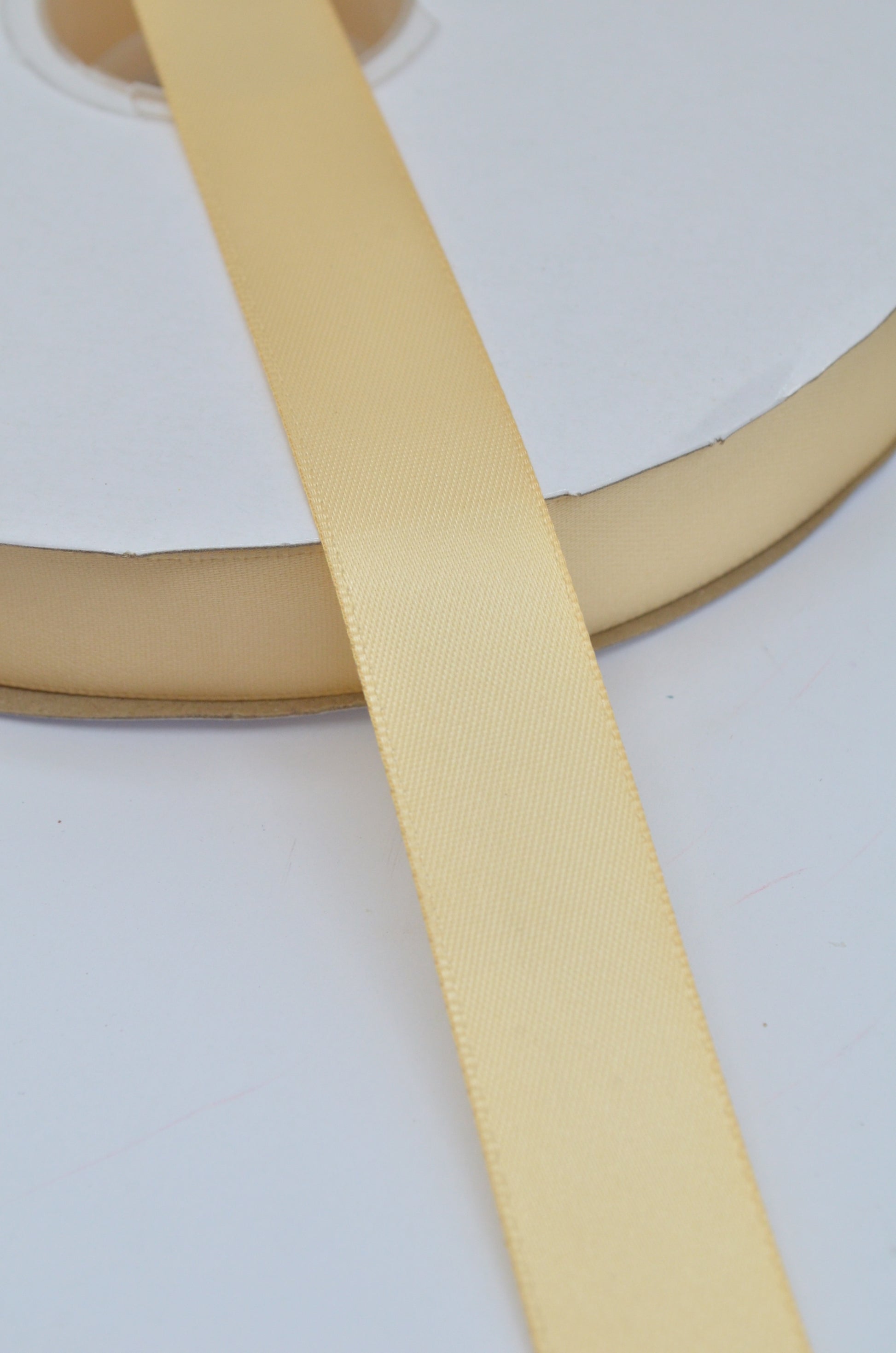 Panglica Dublu Satinata 20mm, Bej