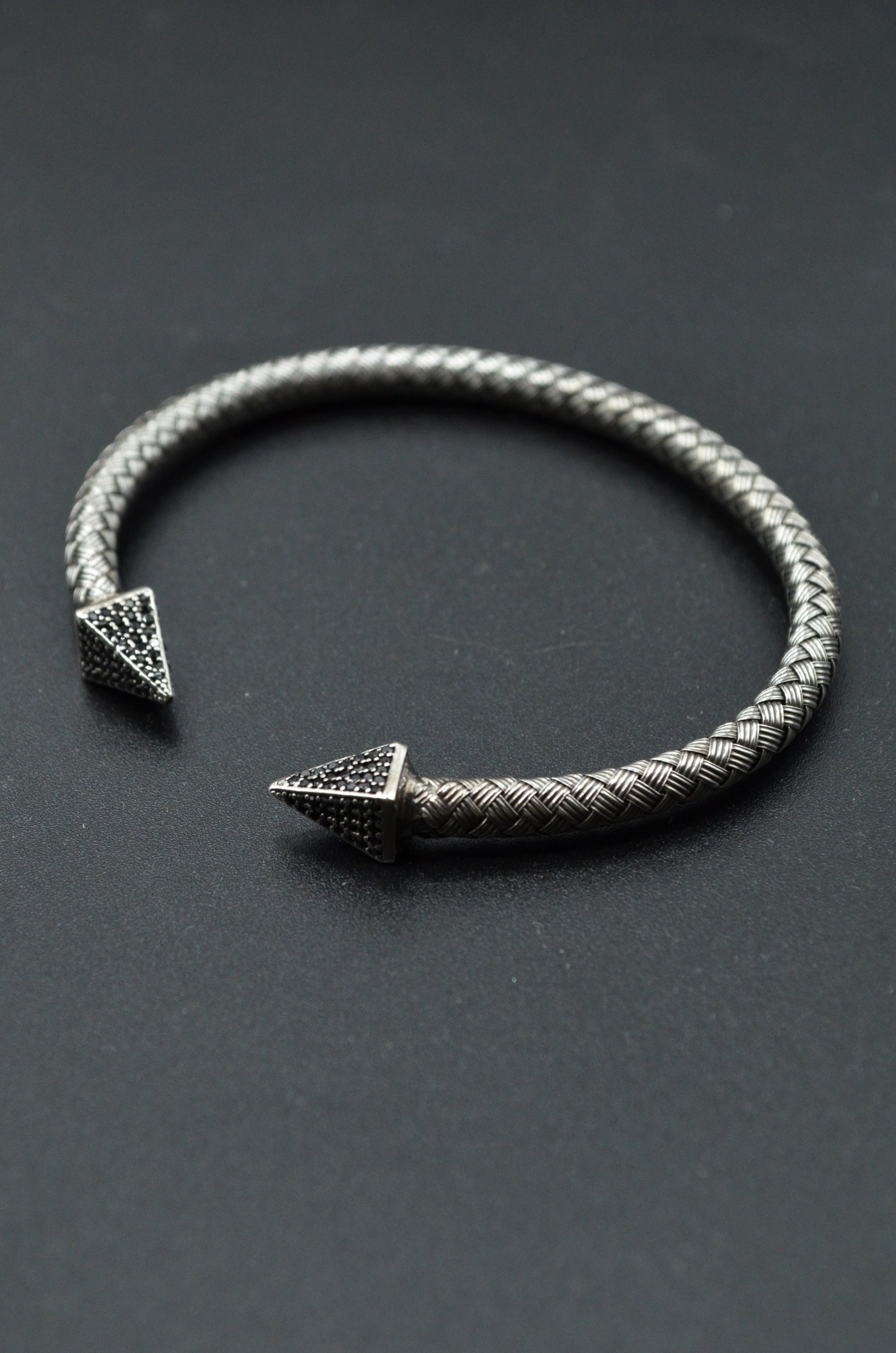 Bratara Flexibila Din Argint Rodait Cu Pietre Din Zircon Negre