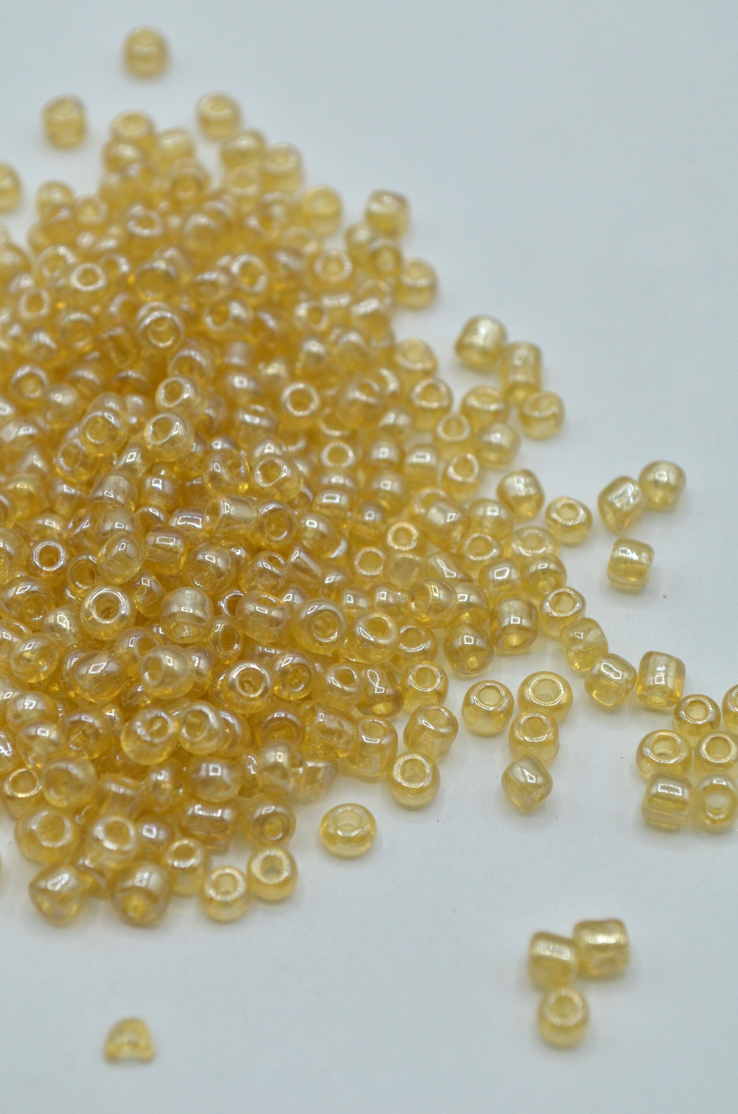 Margele 4mm, 35gr , Bej