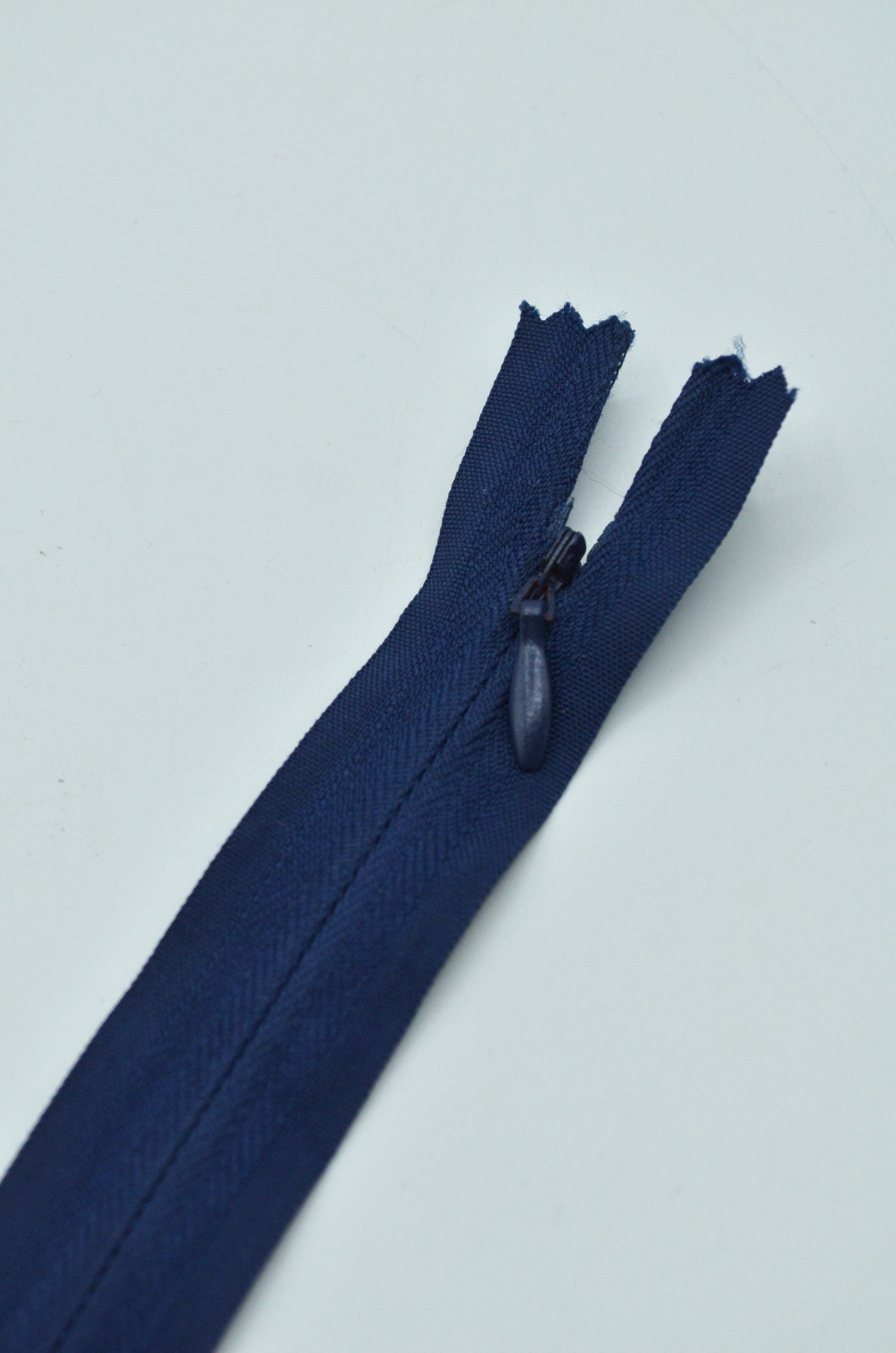 Fermoar Ascuns Pe Panza 19cm, Bleumarin
