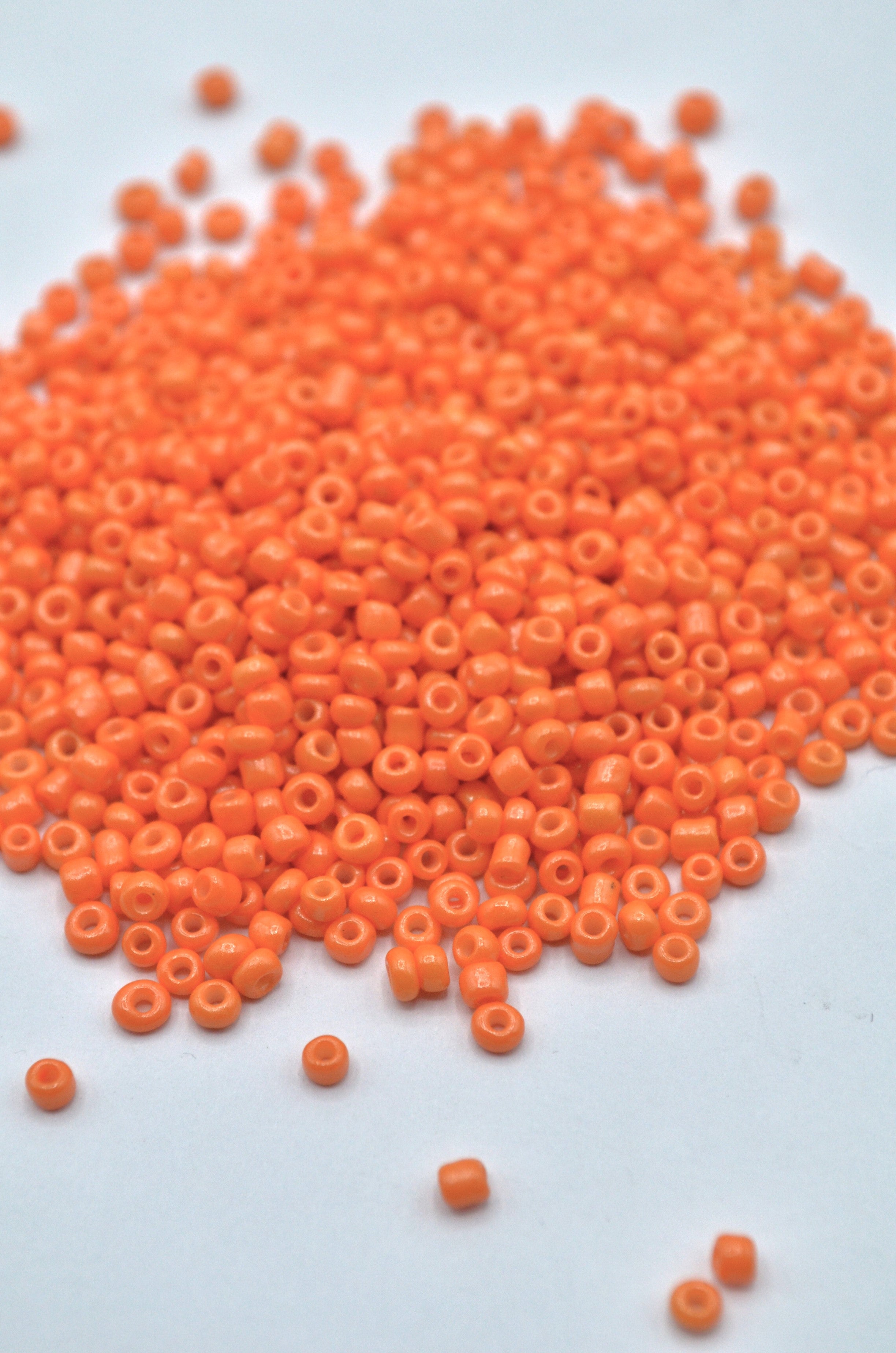 Margele 2mm, 35gr Portcaliu