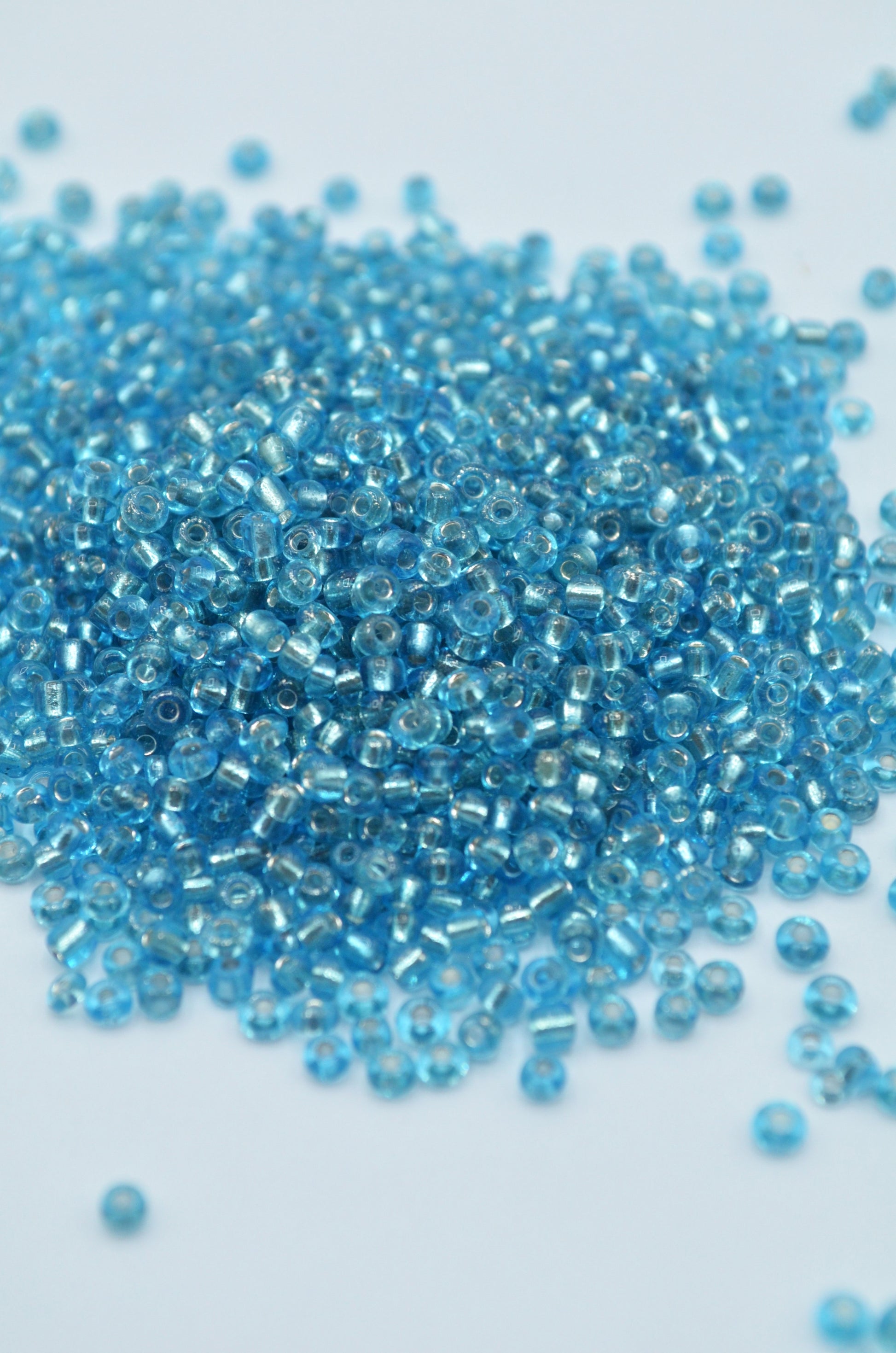 Margele 2mm, 35gr Albastru