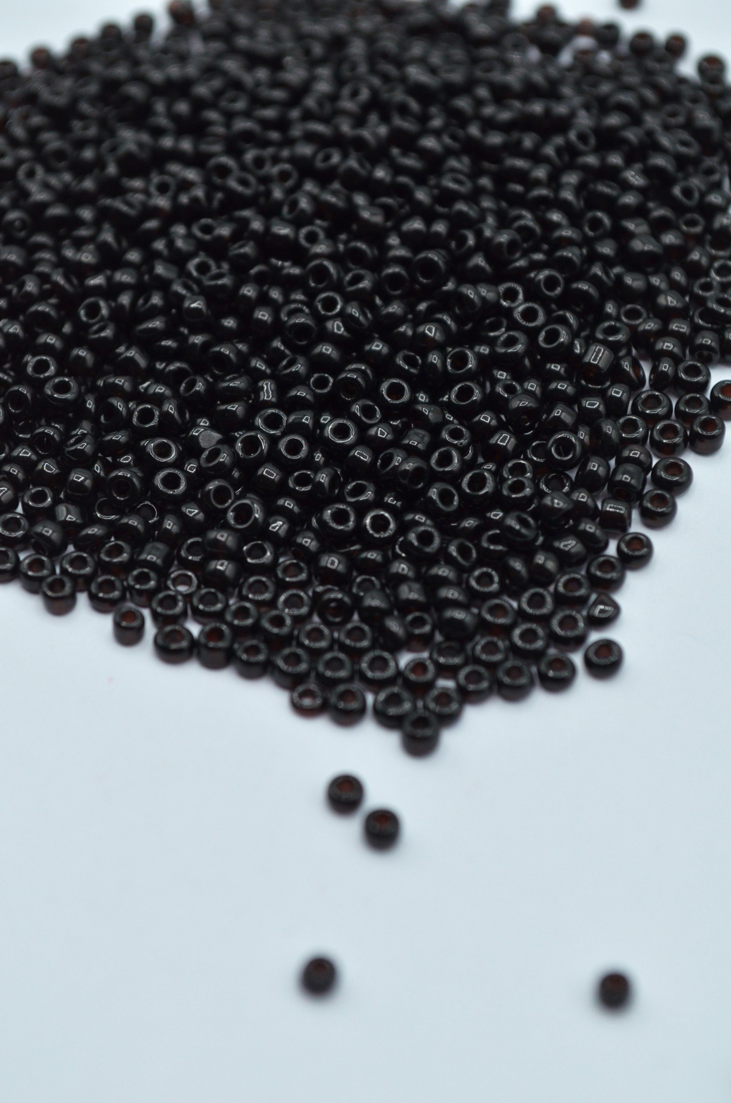 Margele 2mm, 35gr Negru