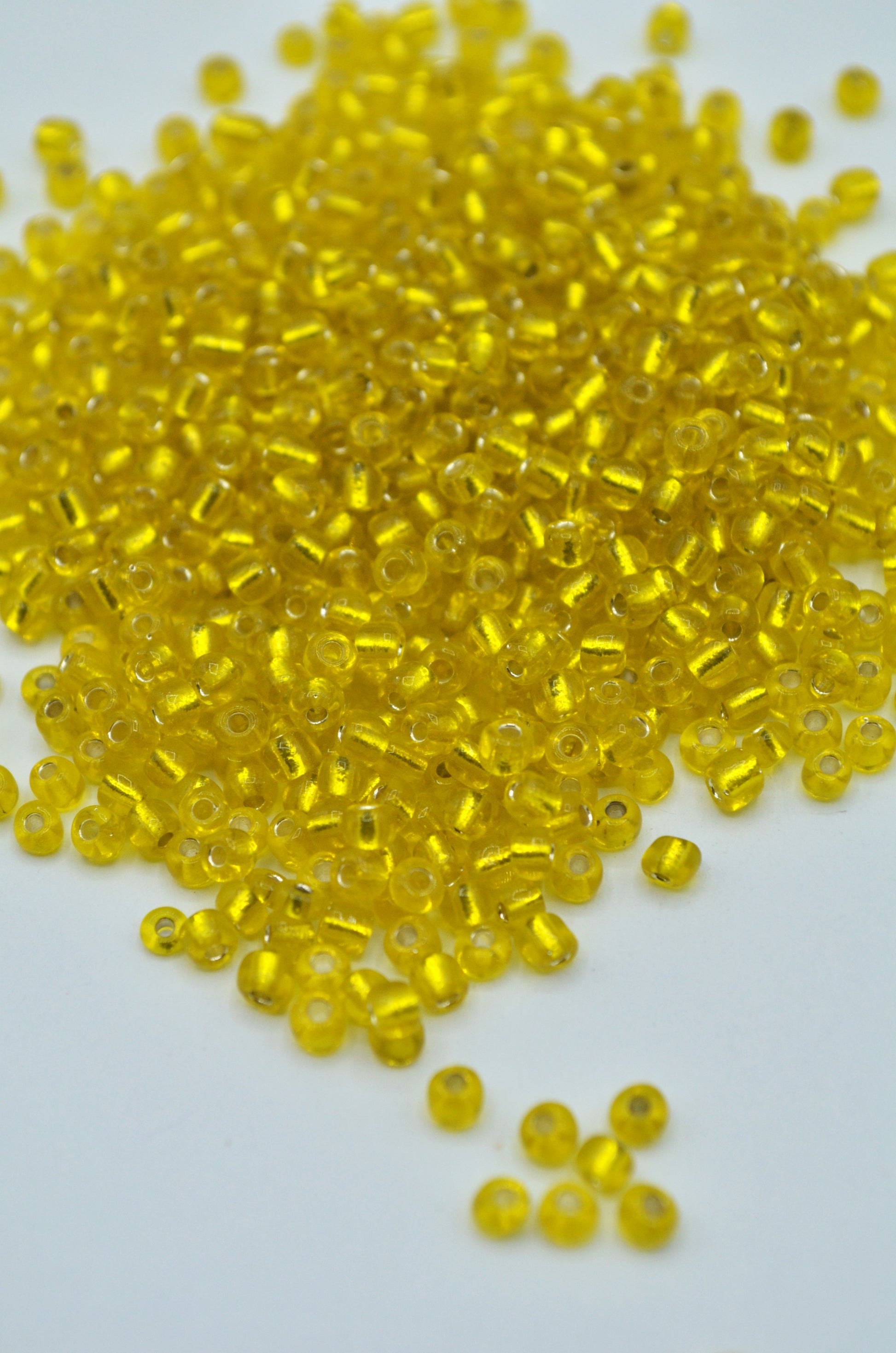Margele 3mm, 35gr Galben